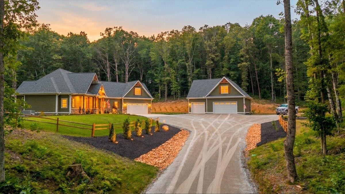 3710 River Road