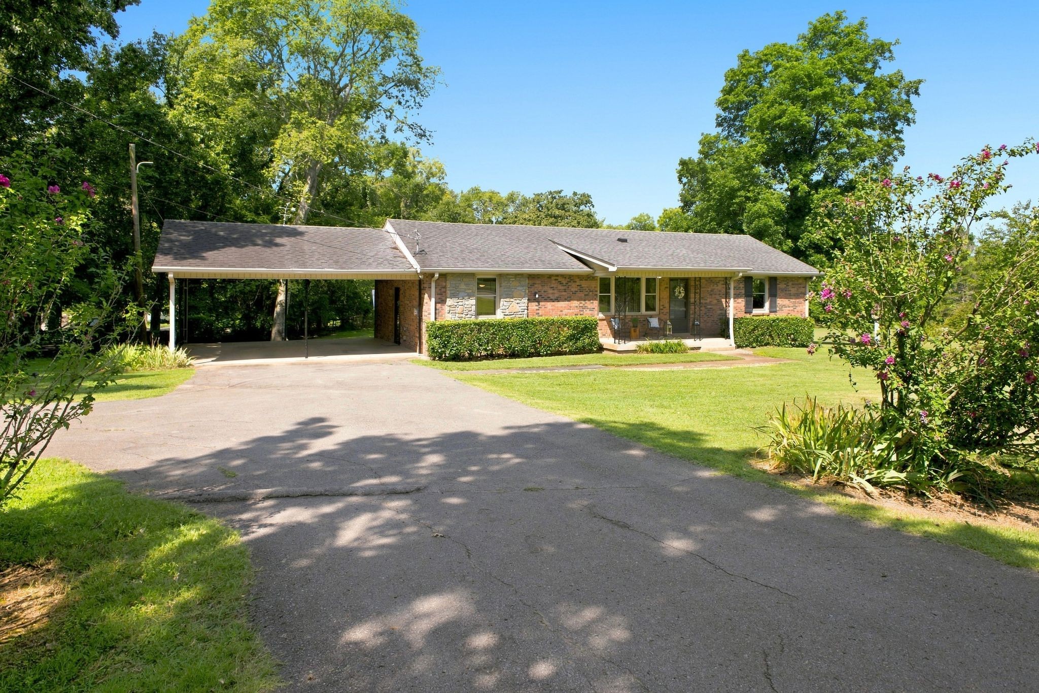 5757 Pettus Rd
