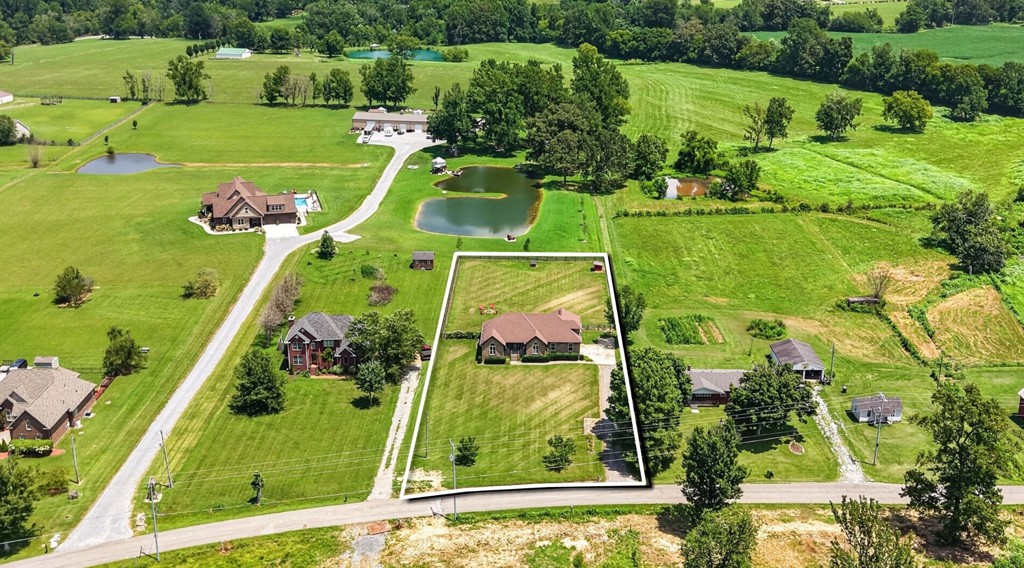 530 Thompson Ln