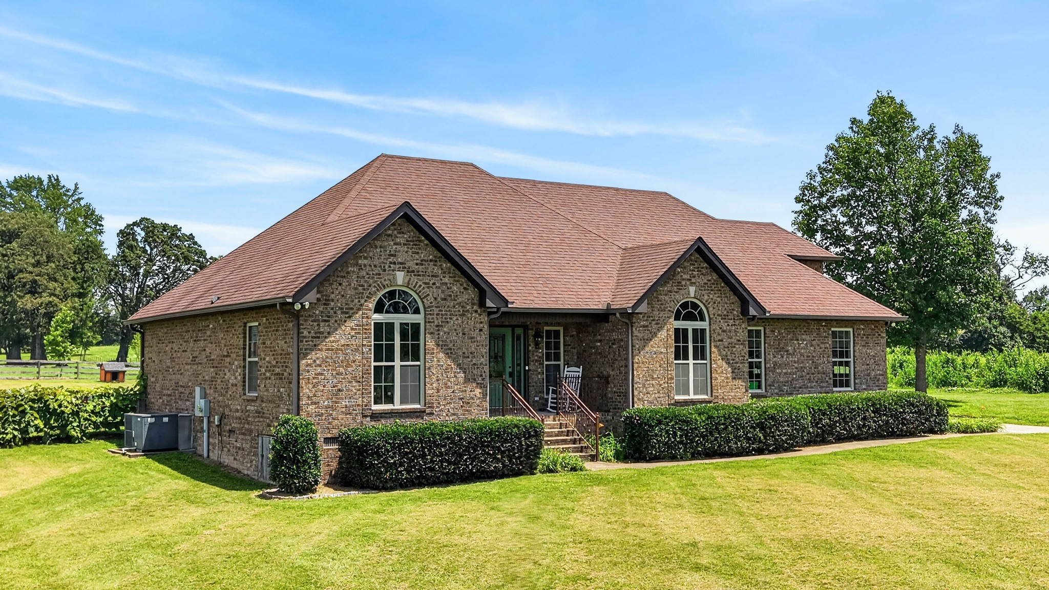 530 Thompson Ln