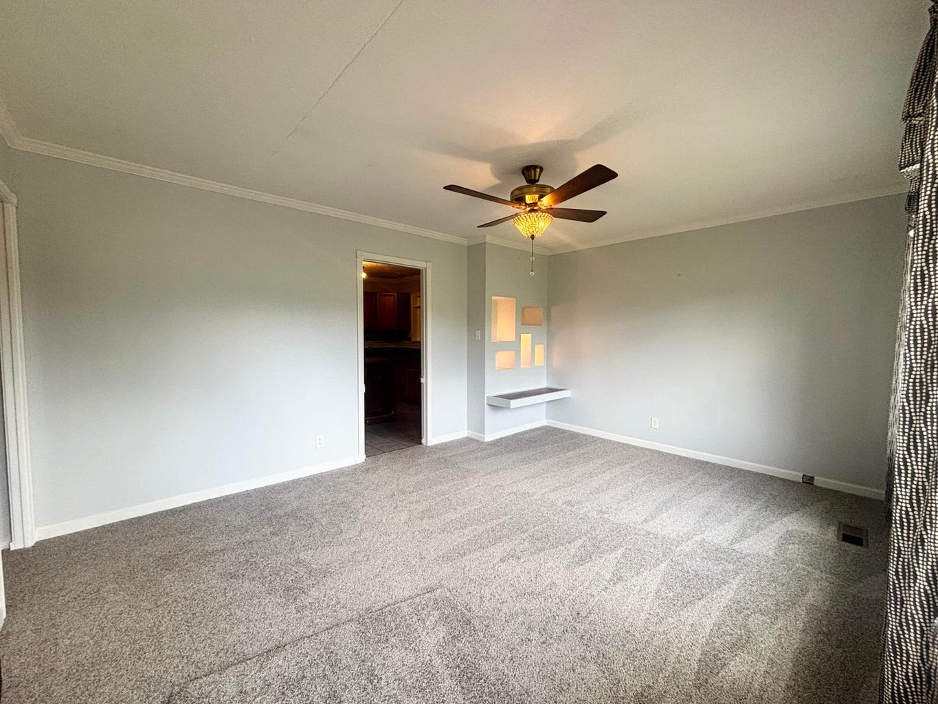 306 Brentwood St