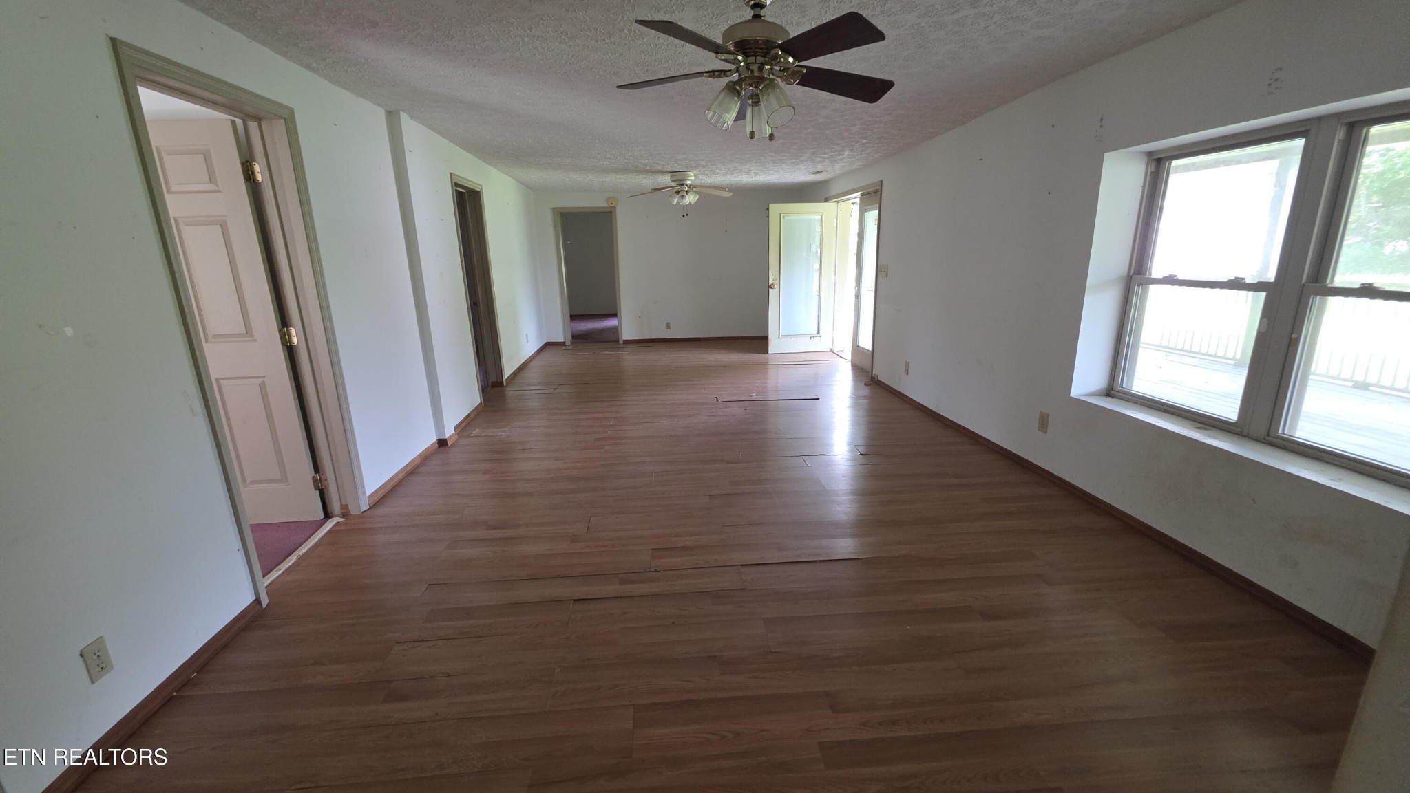 7011 Shell Lane