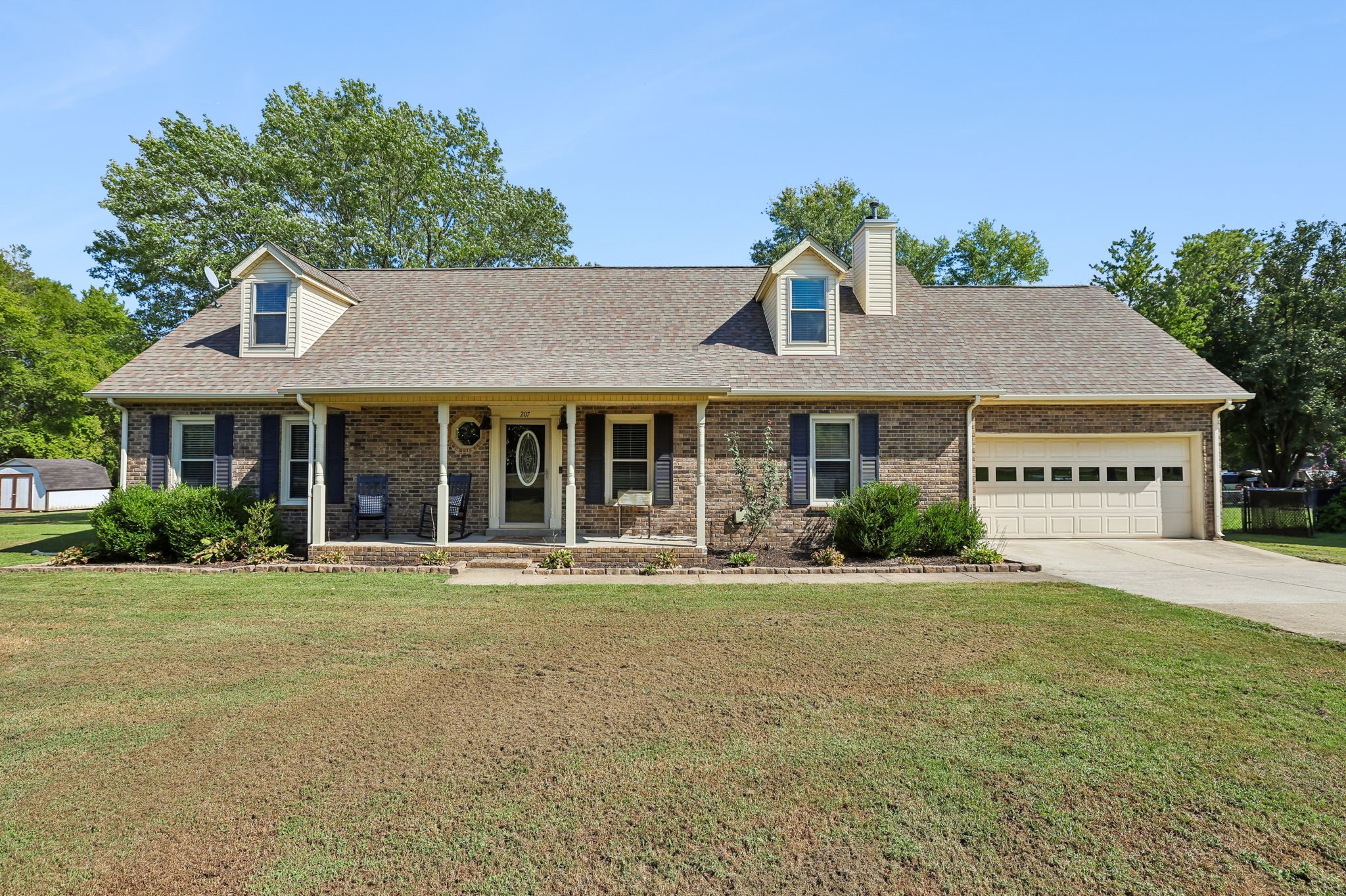 207 Peebles Dr