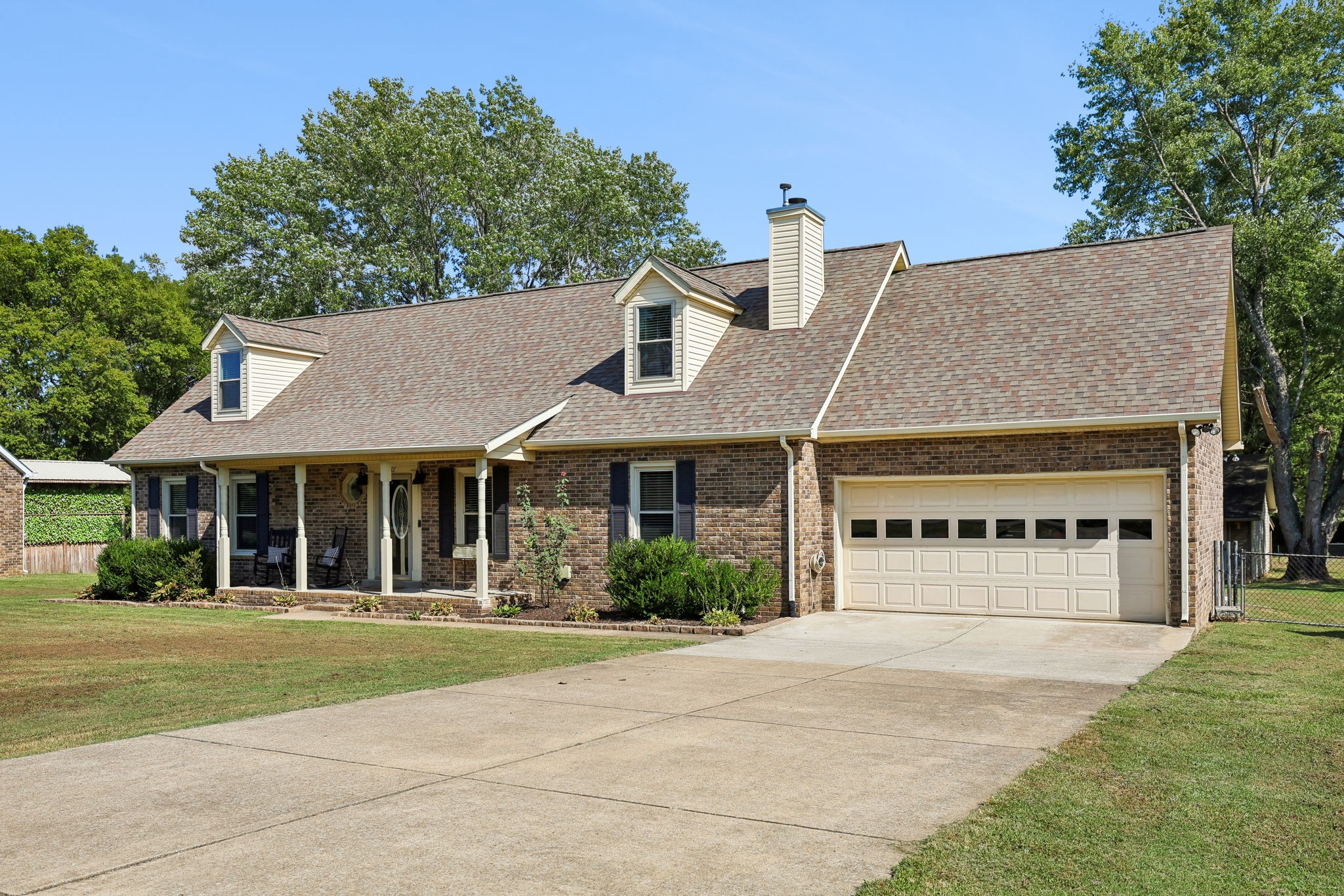 207 Peebles Dr