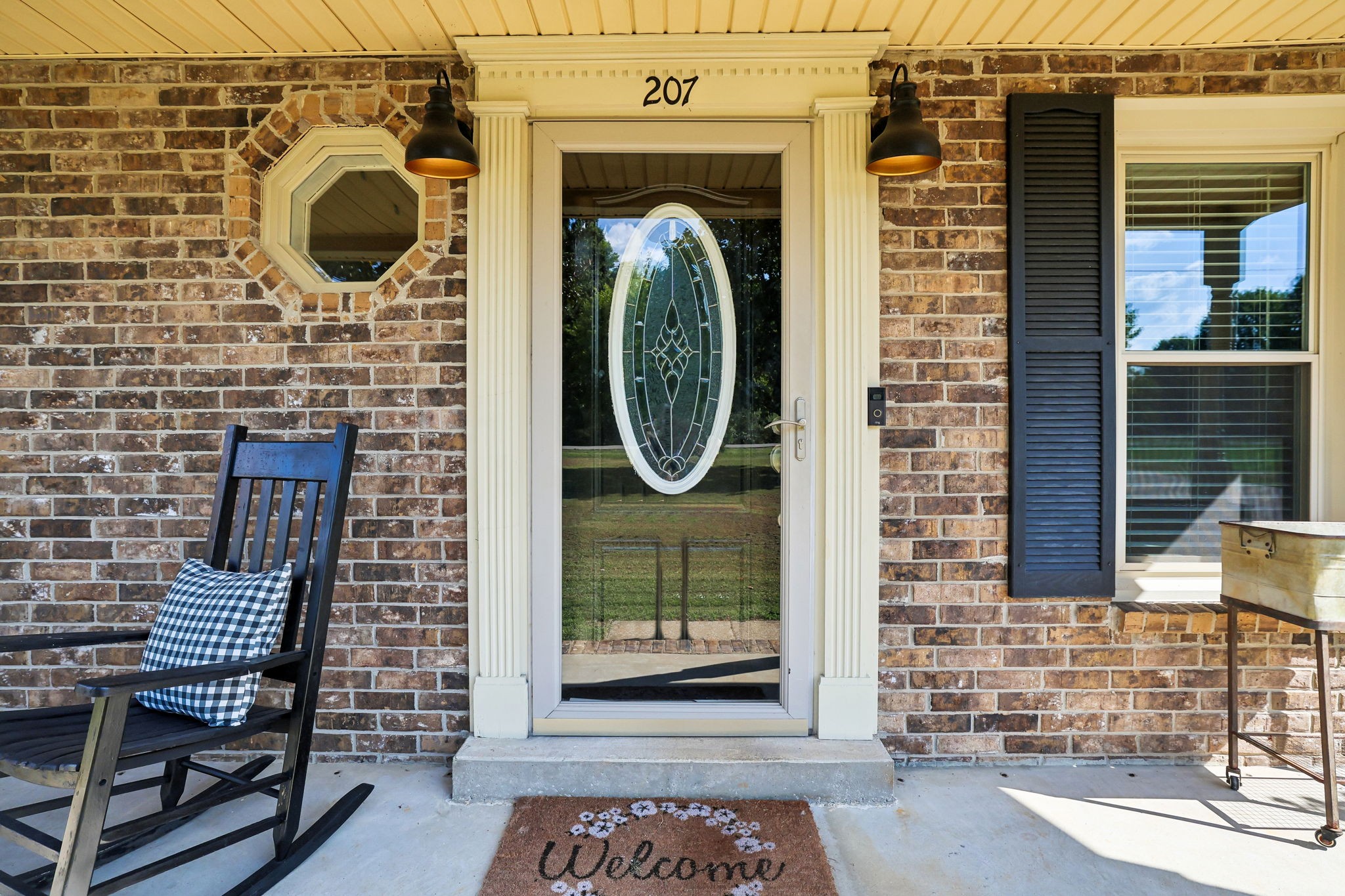 207 Peebles Dr