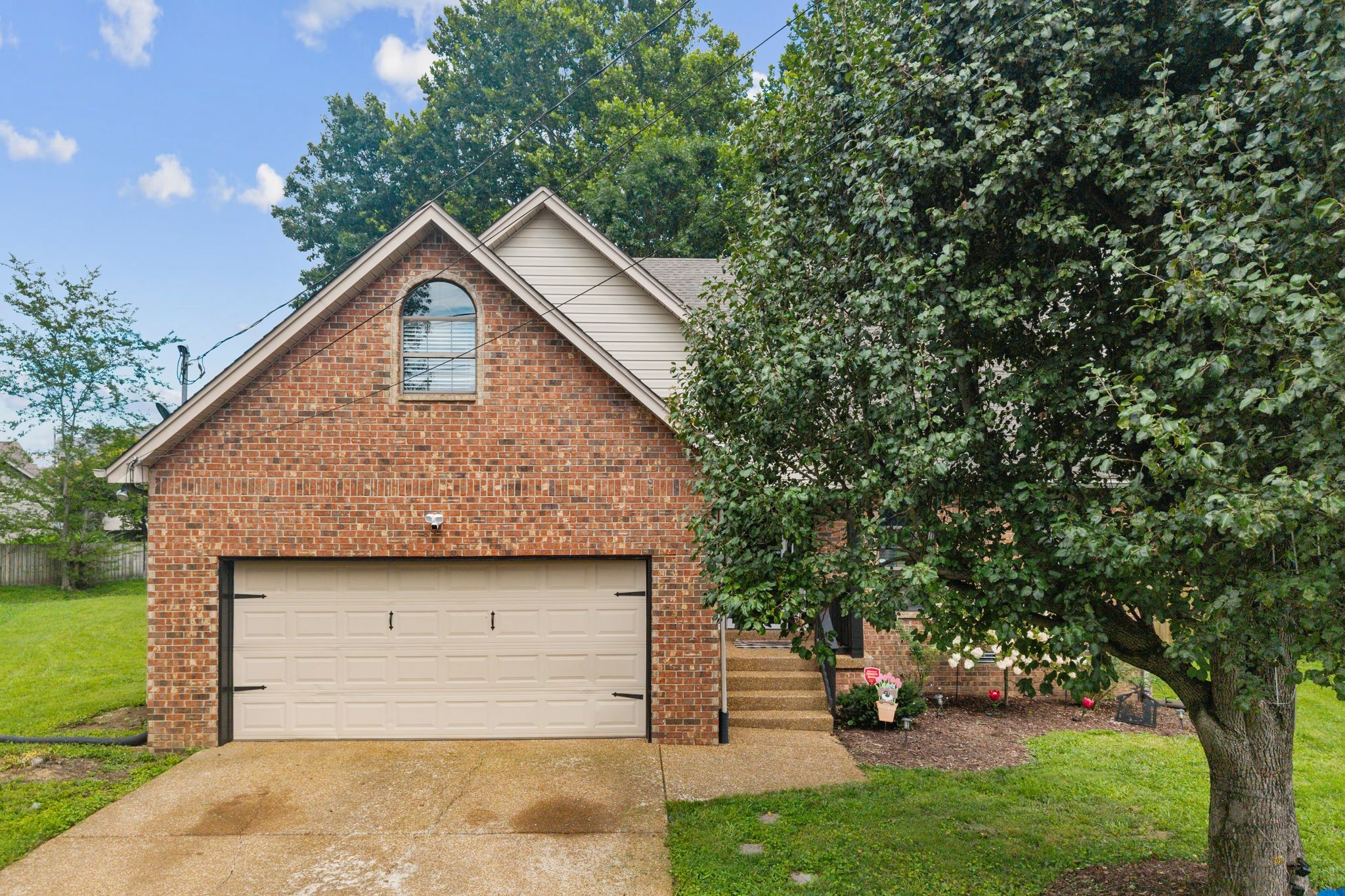 508 Waywood Ct