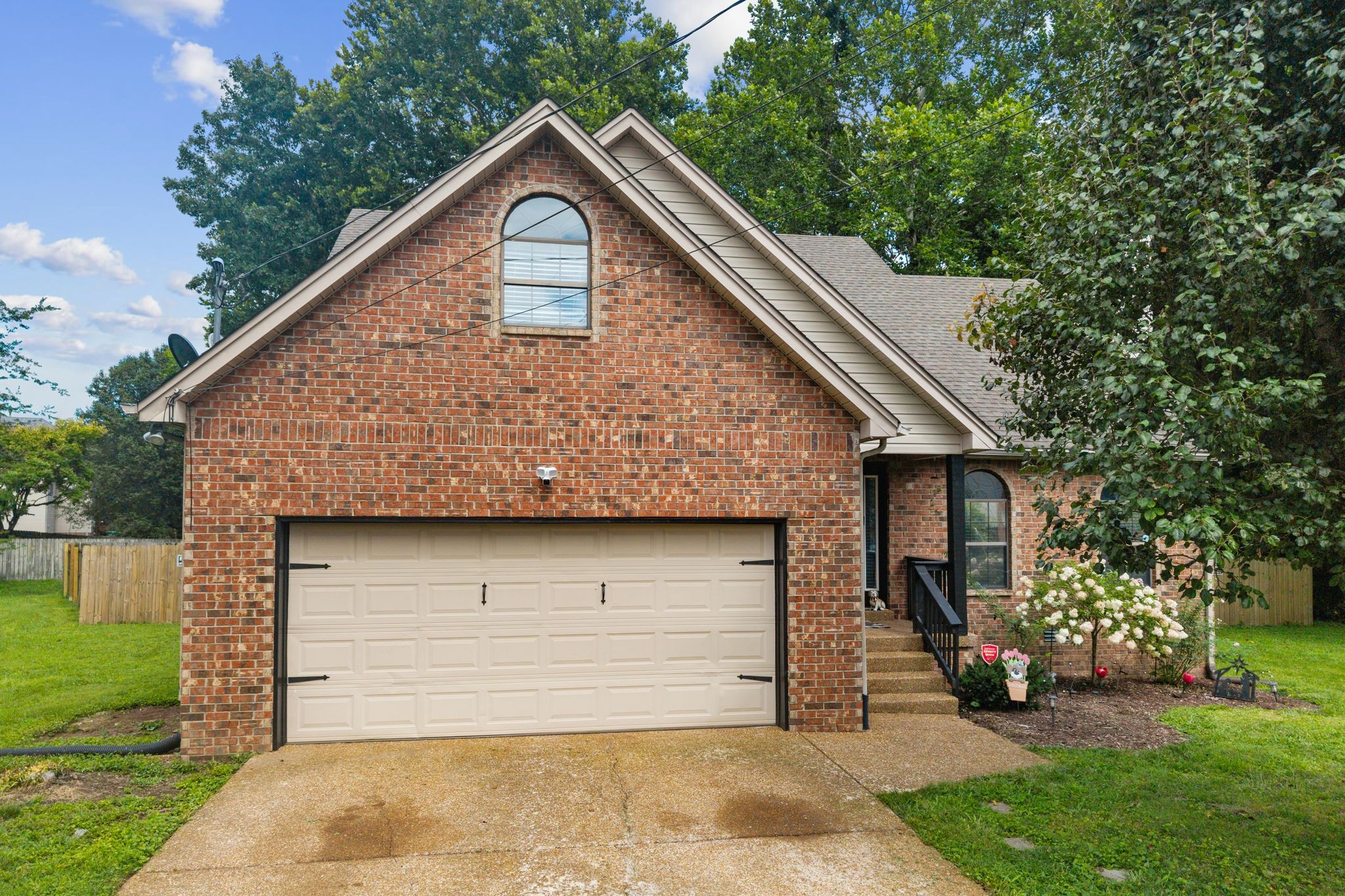 508 Waywood Ct