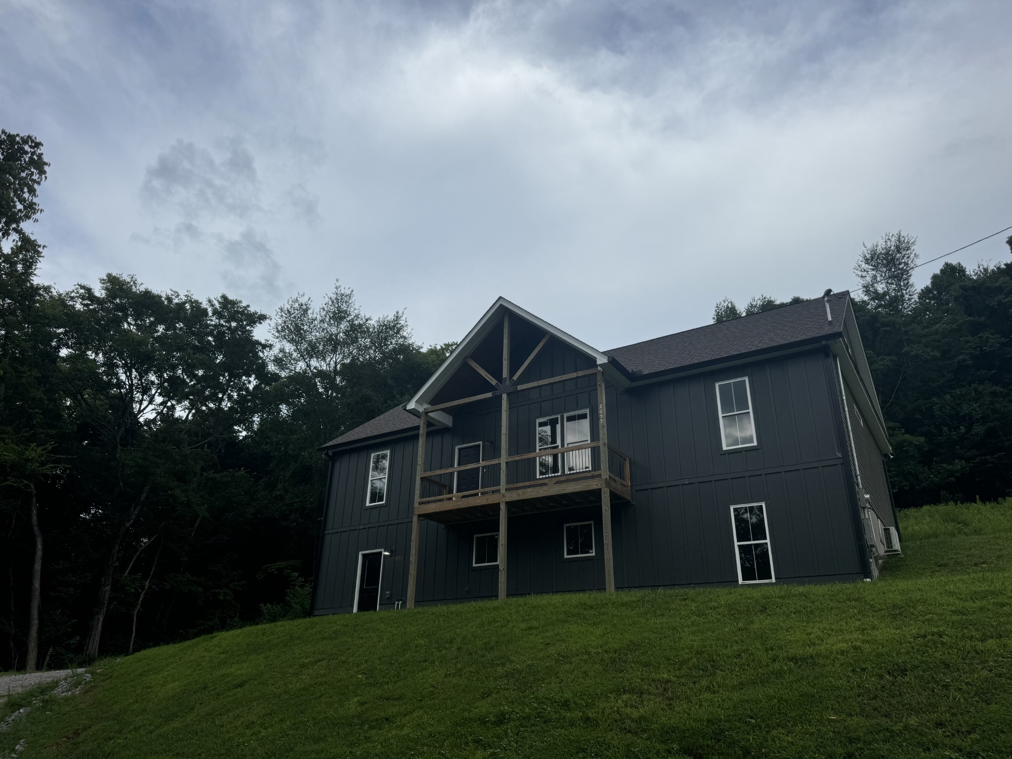 2055 Collier Rd