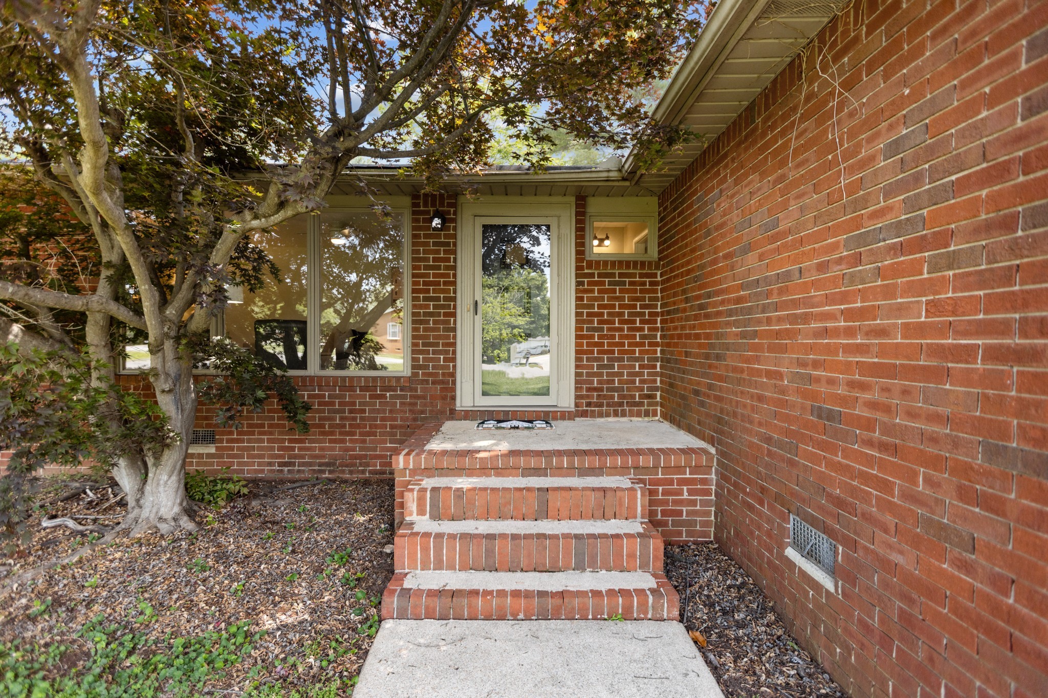 128 Bel Aire Dr