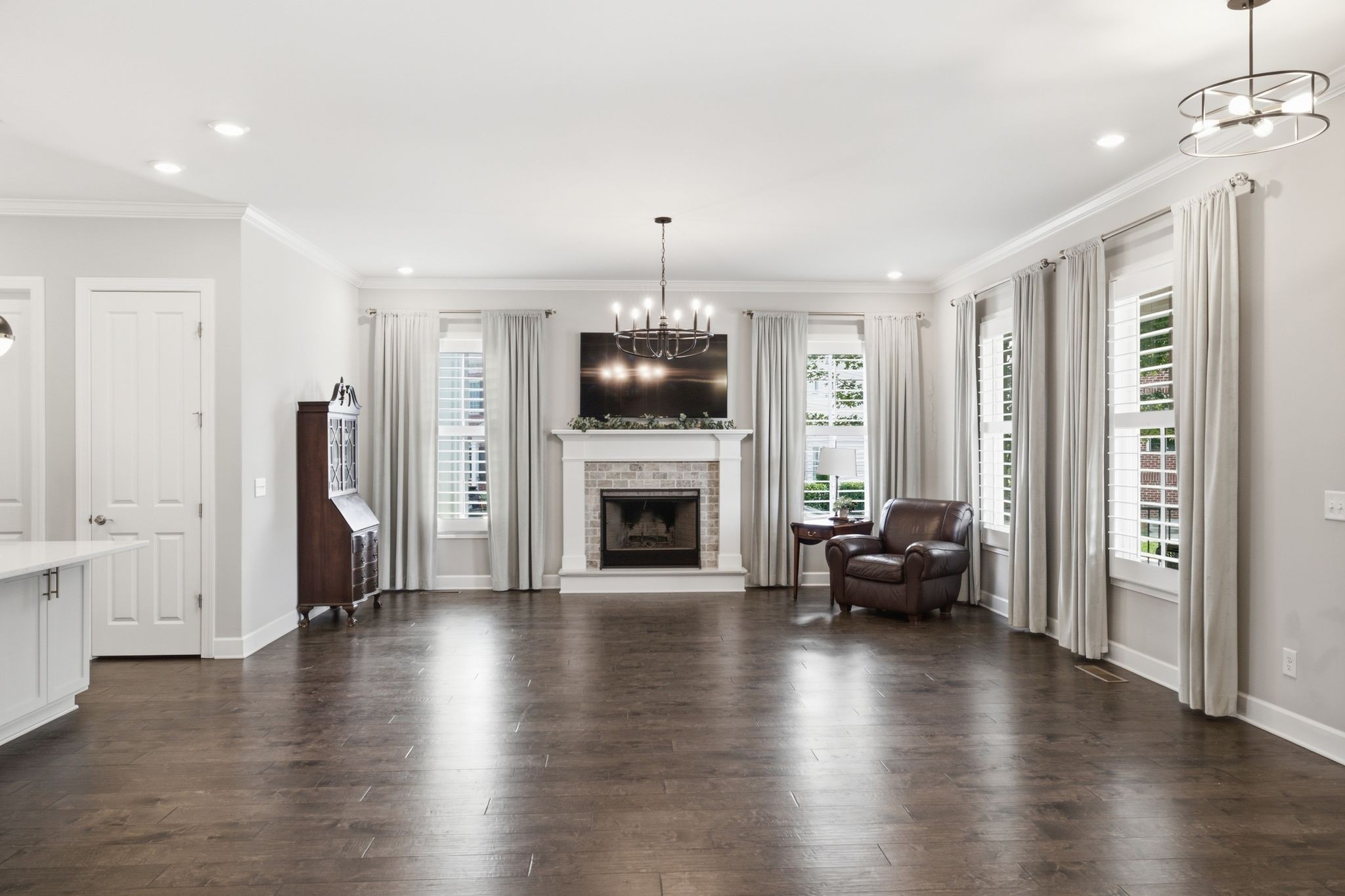 3001 Rural Plains Cir