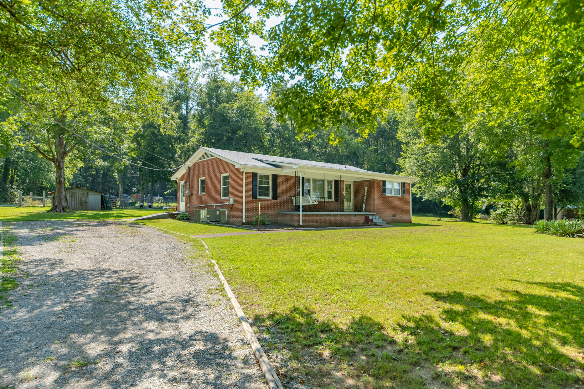 755 Briar Pond Rd