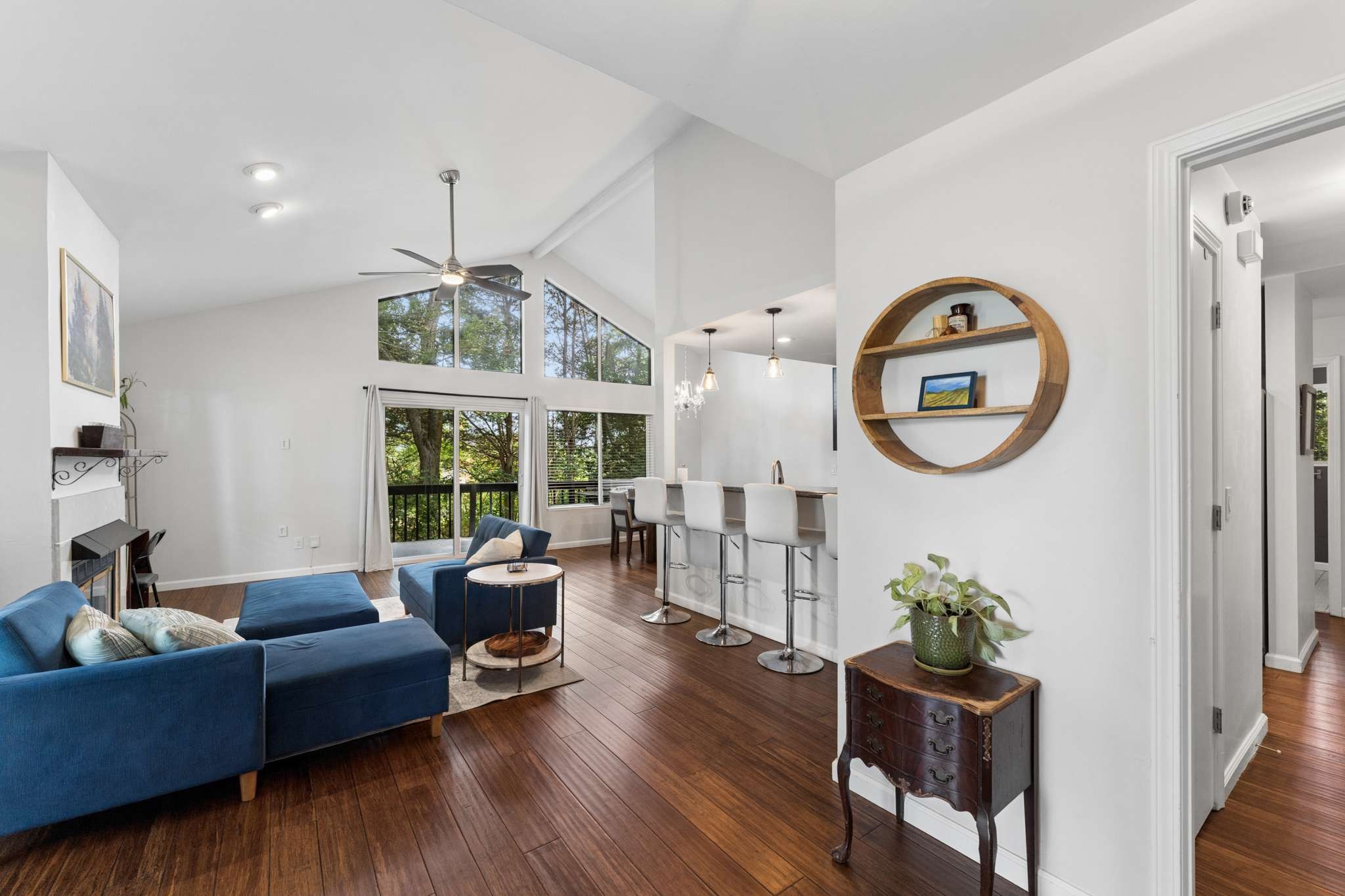 2601 Mesa Dr