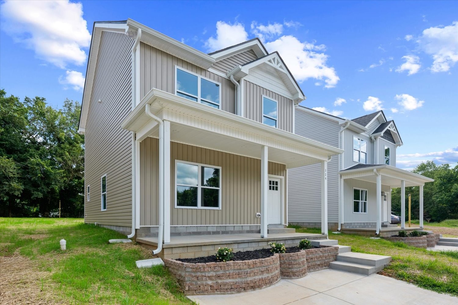 328 Mitchell St