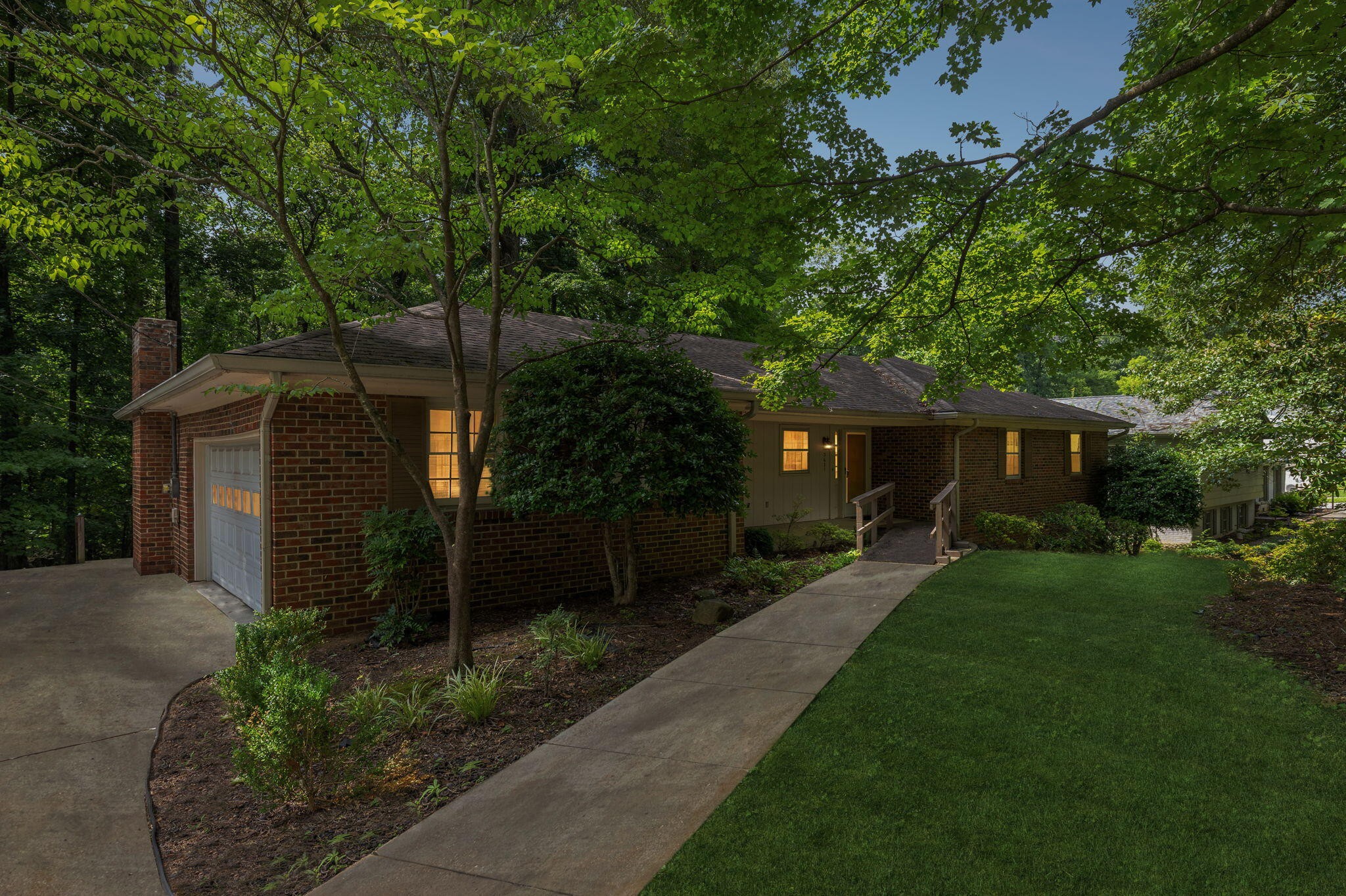 3631 Woodcrest Circle, NW