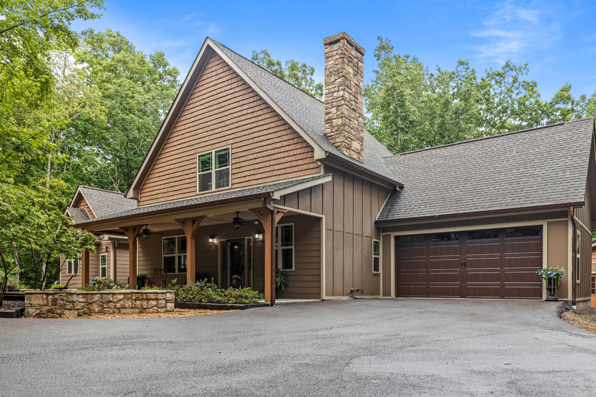 65 Eagle Bluff Road