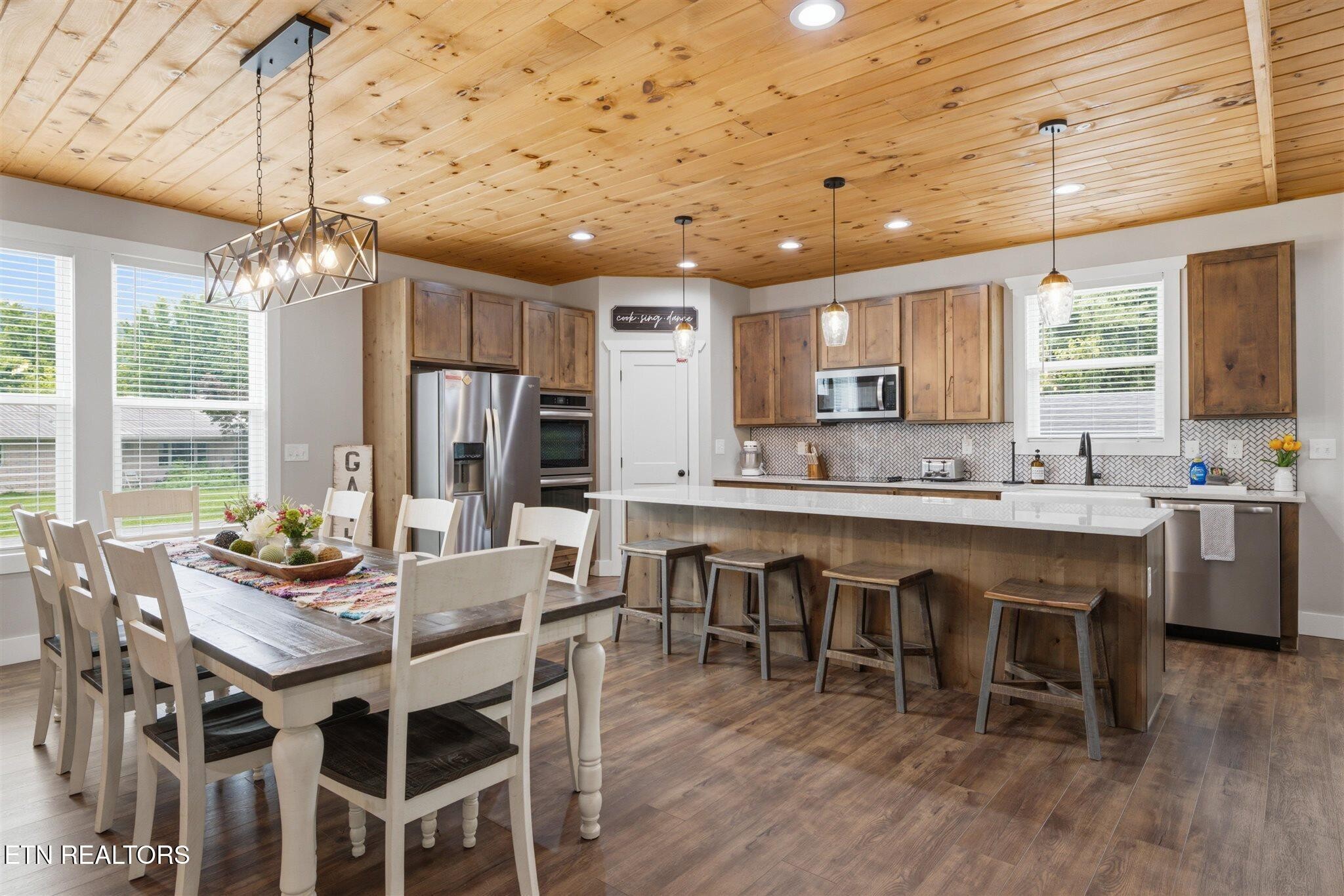 2243 Shinbone Rd