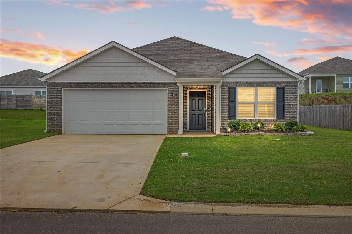 117 Crescent Circle