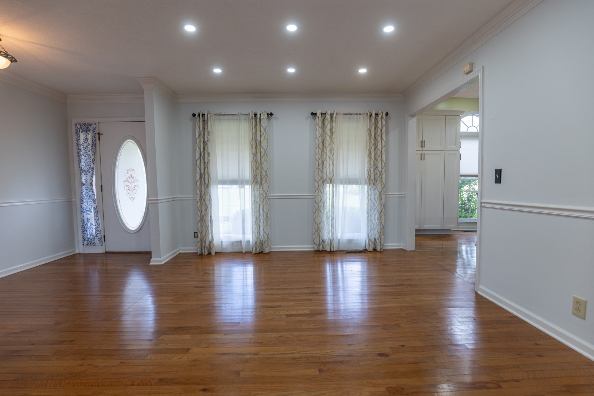 396 Solitude Cir