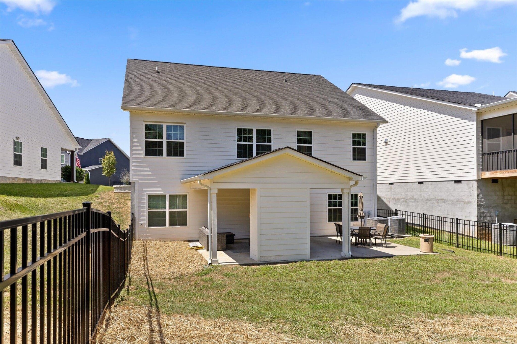 3931 Inlet Loop