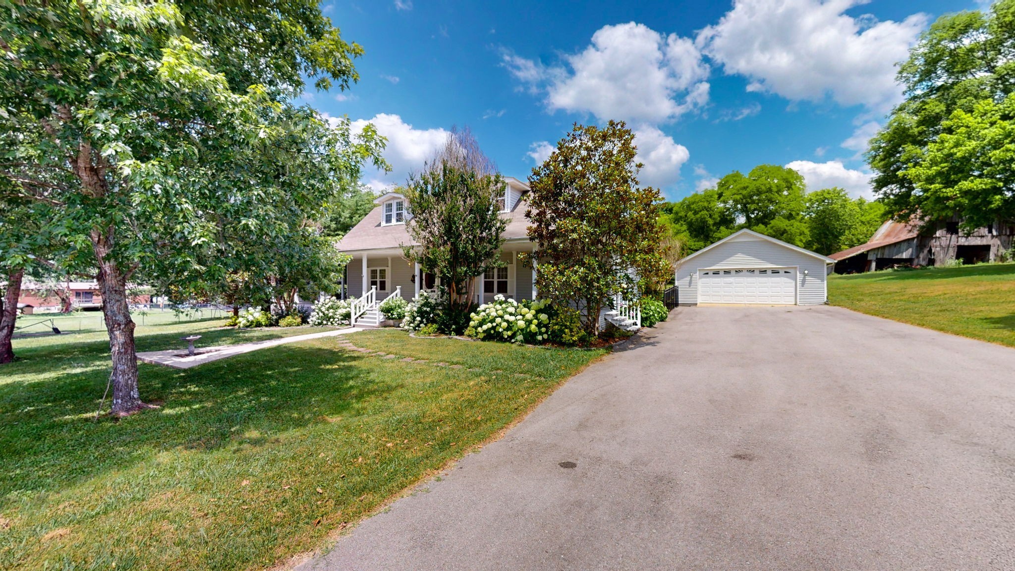 113 Yell Dr, E