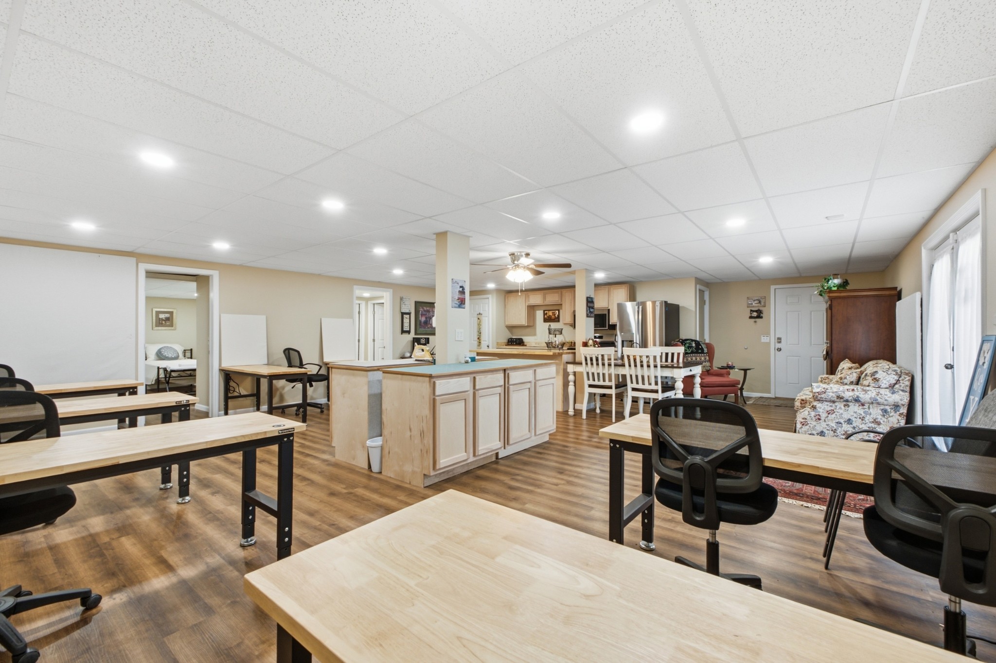 1700 Cedar Valley Rd