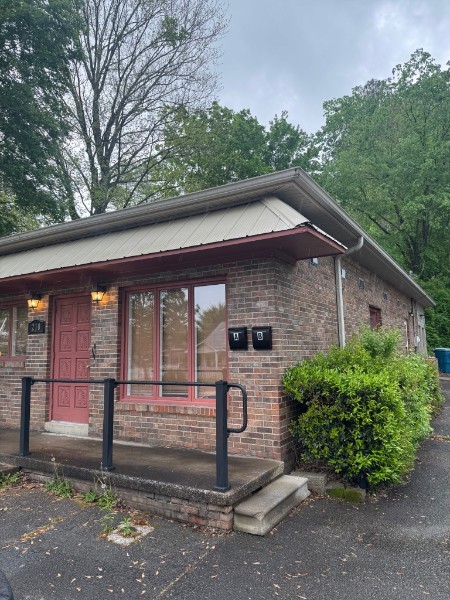 210 E Main St