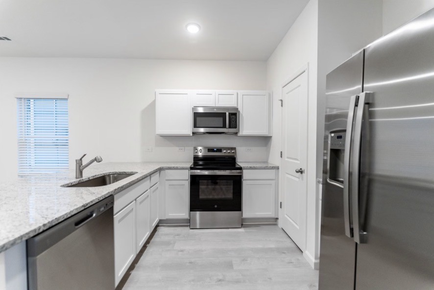 18 Stonehenge Circle, NW
