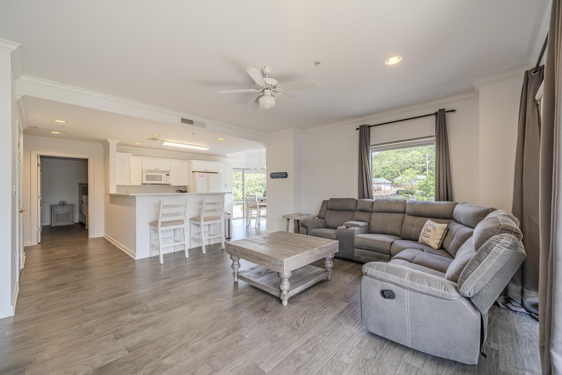 323 CR 380 RD