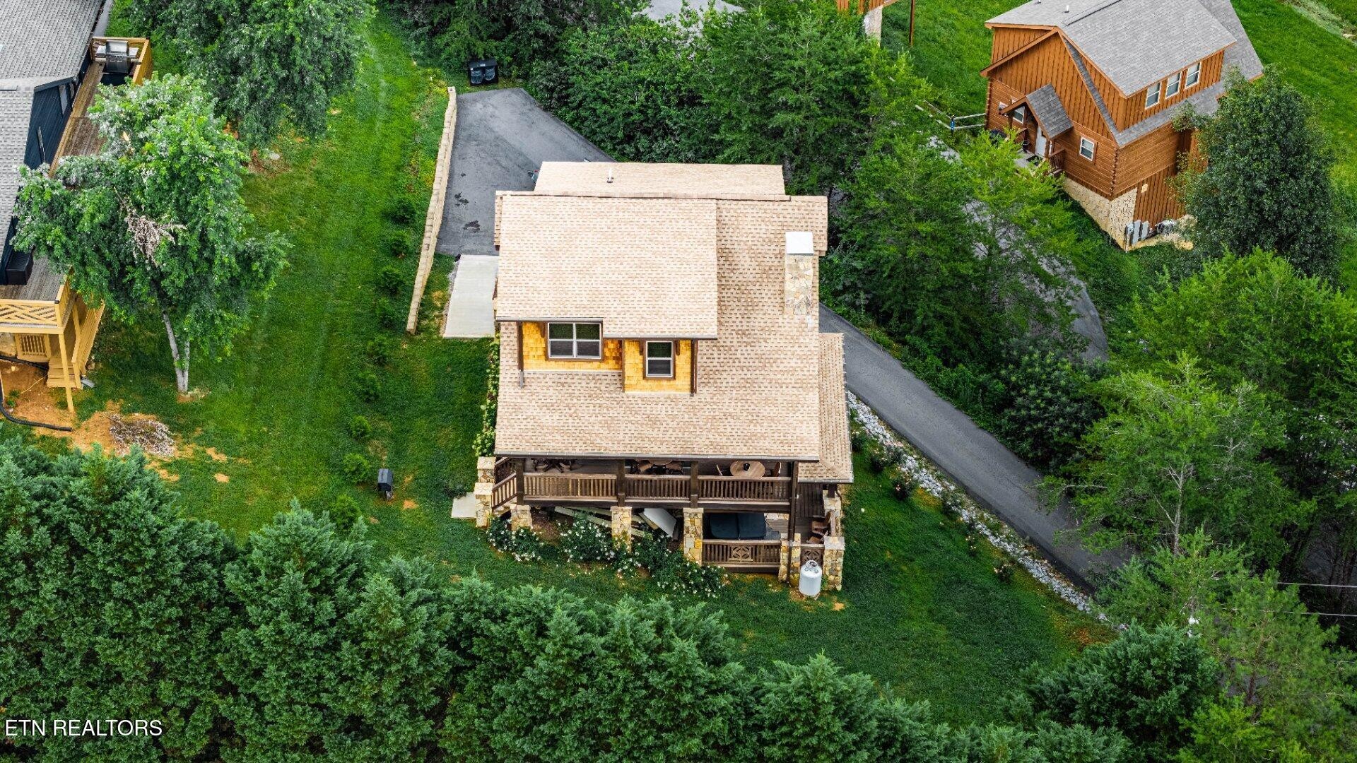 615 Rainbow Rd