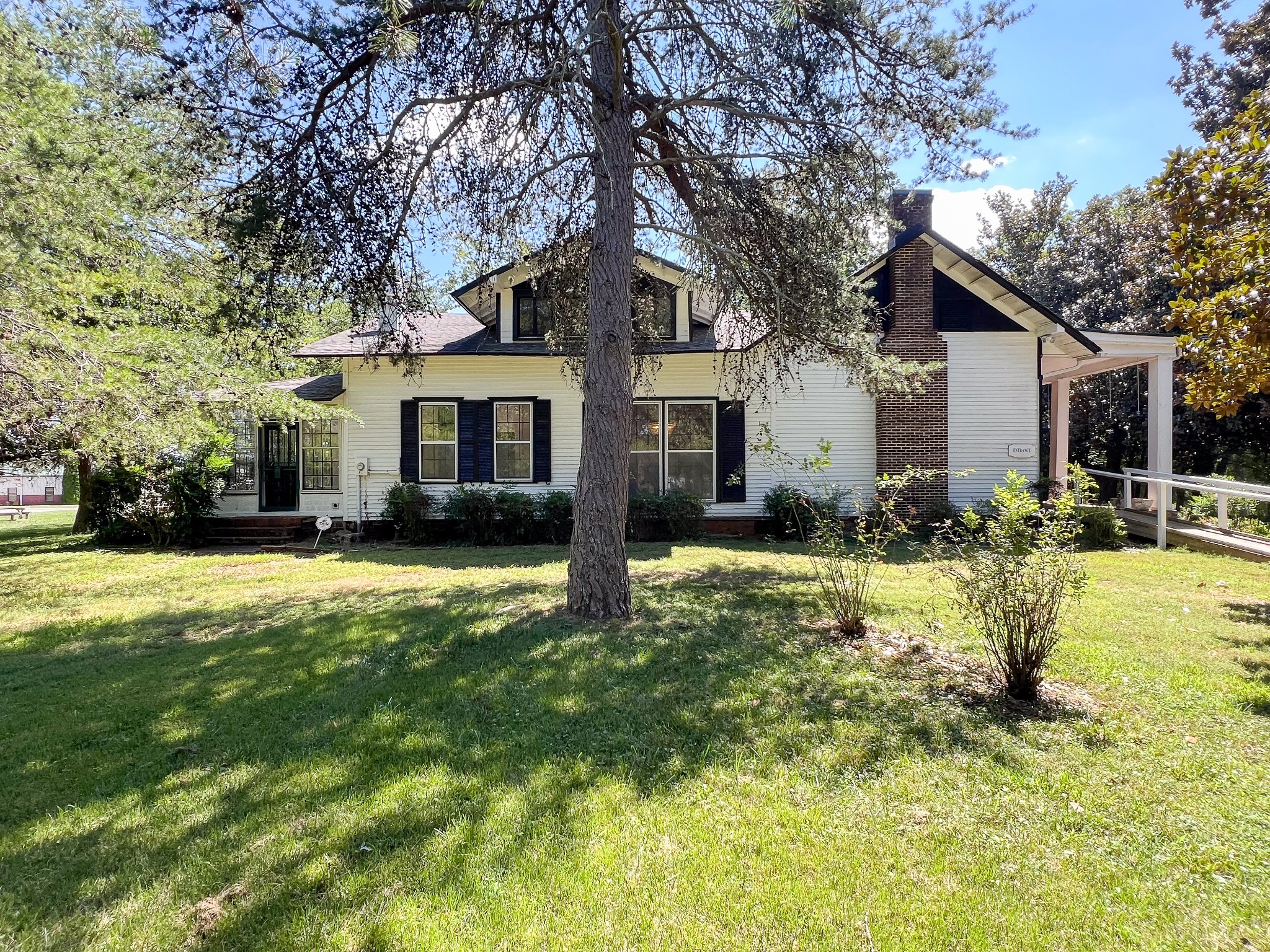 219 Old Mill Rd