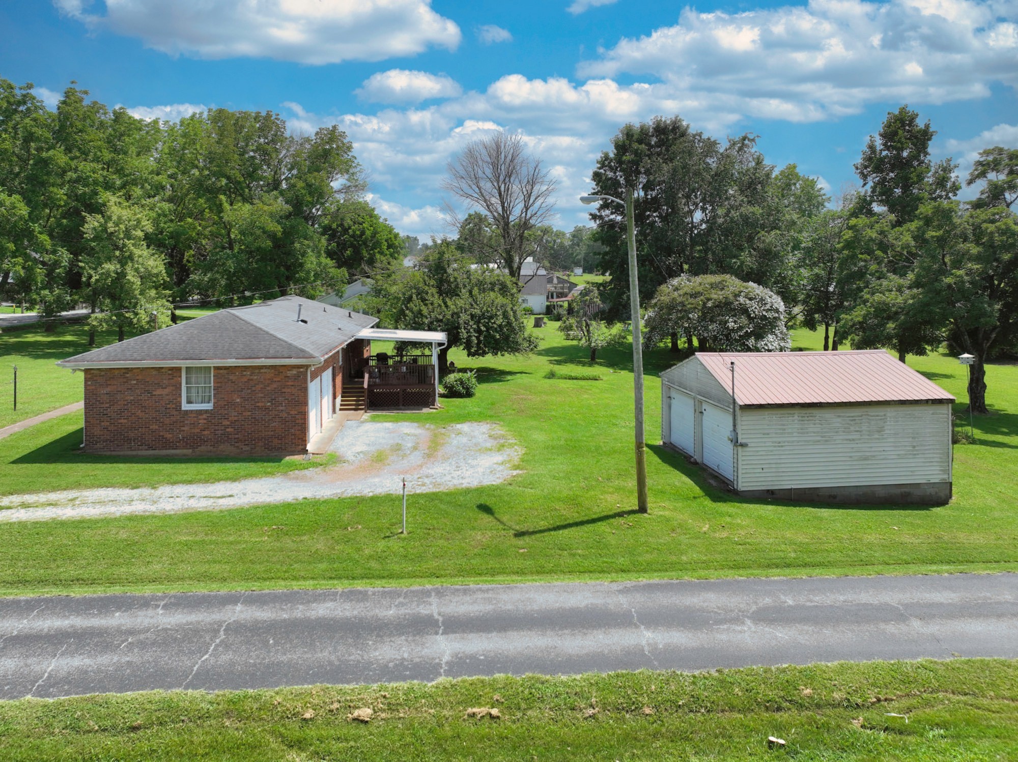 1544 Neelys Bend Rd
