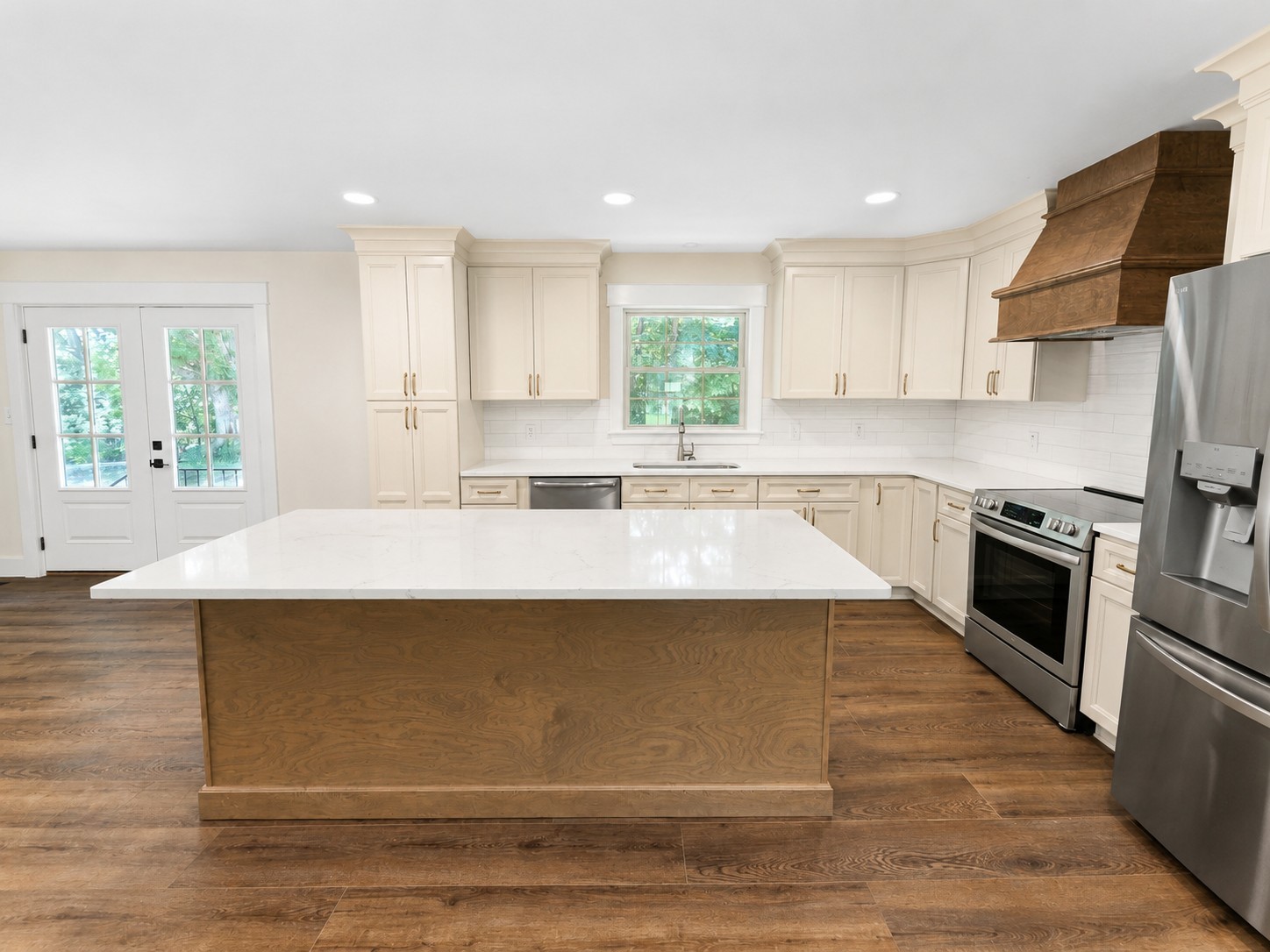 60 Smith Rd