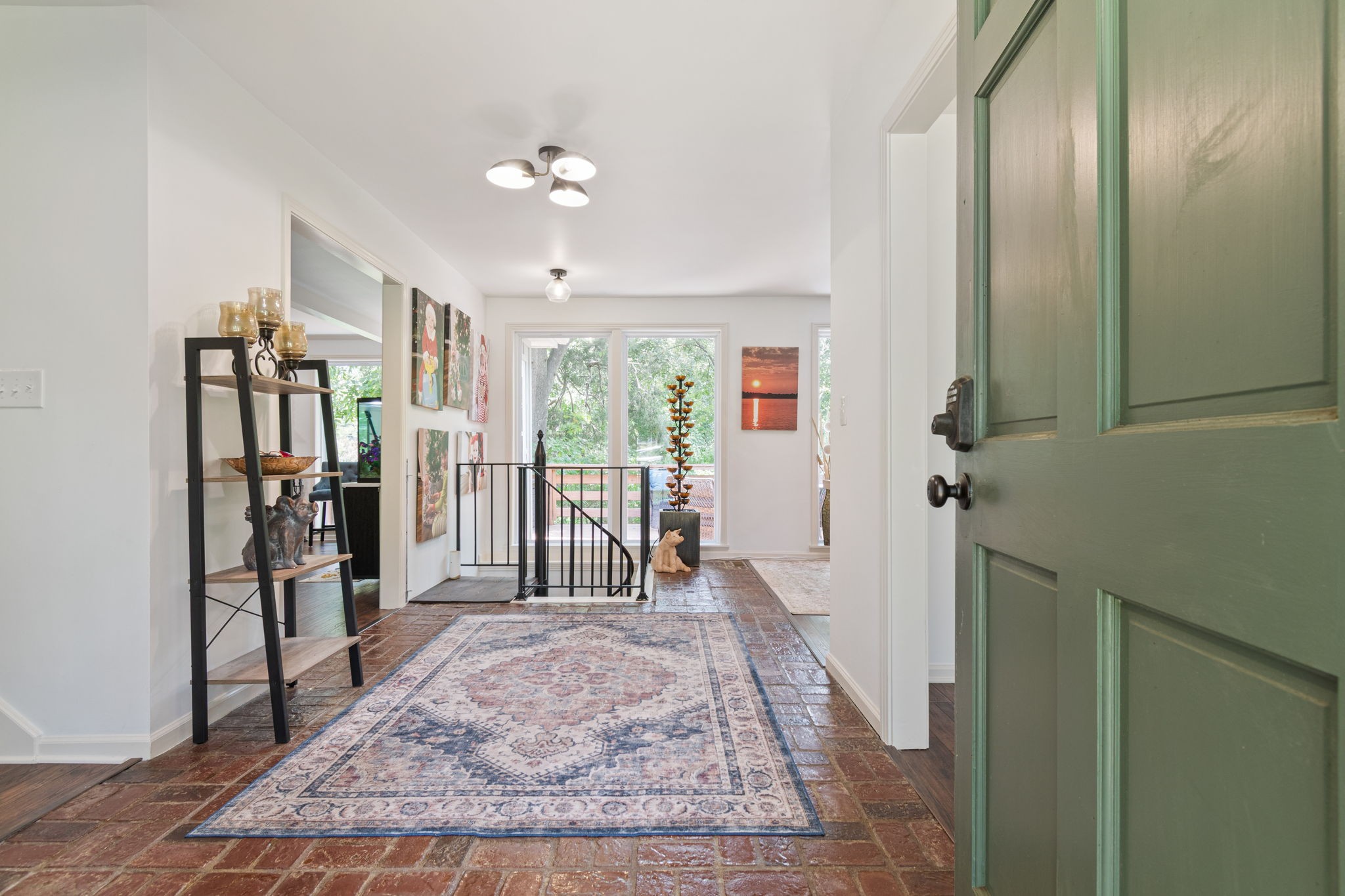 1058 Greenwood Ct