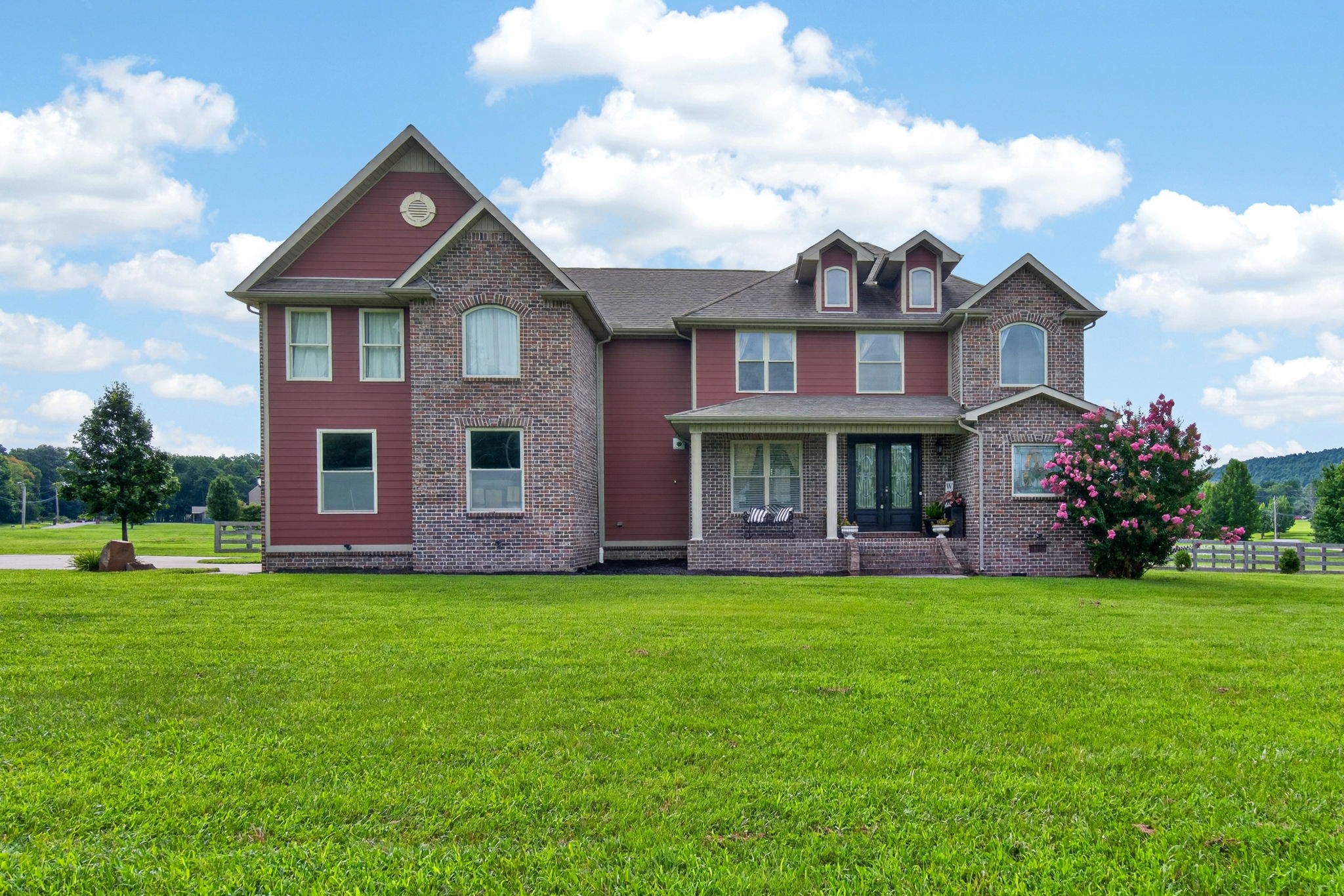 915 Brotherton Dr