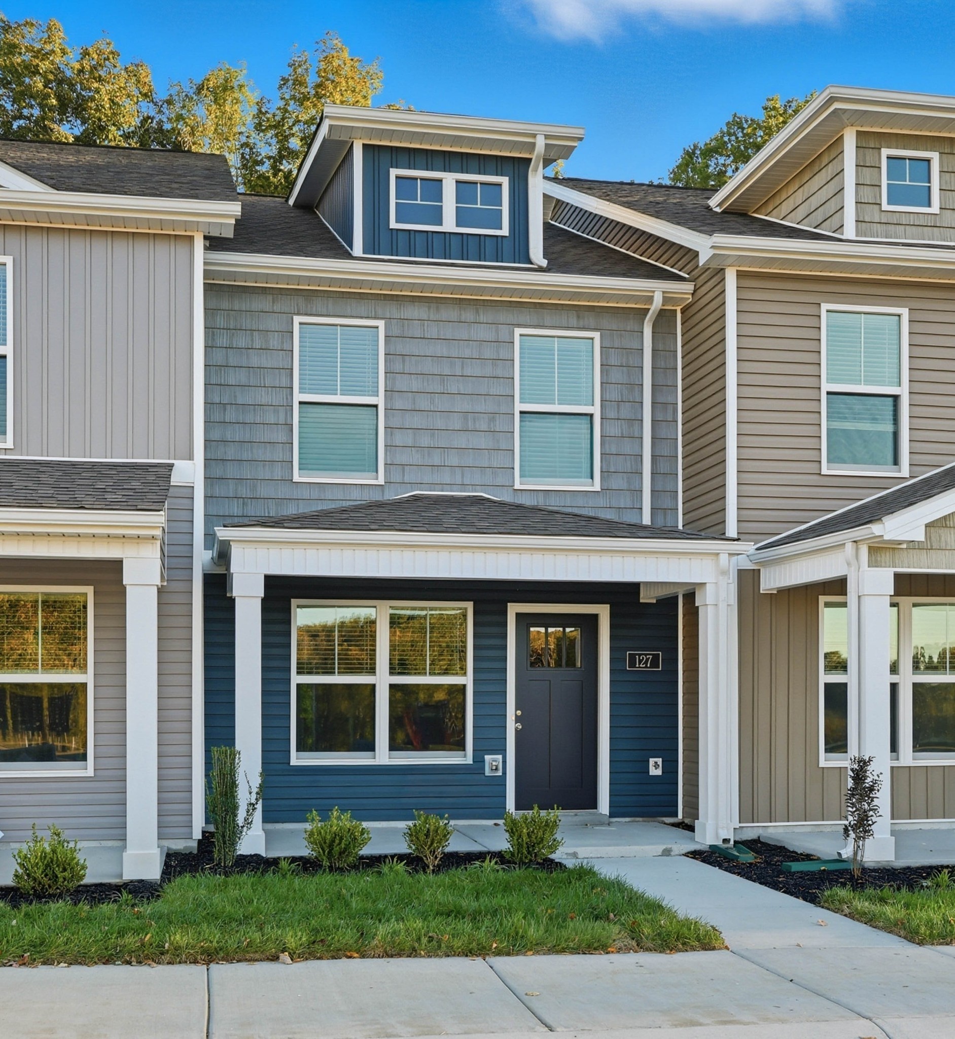 127 Quarry Point Dr