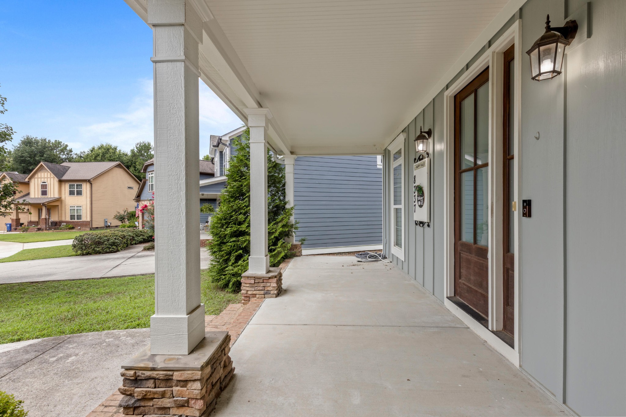 8337 Glenshire Lane