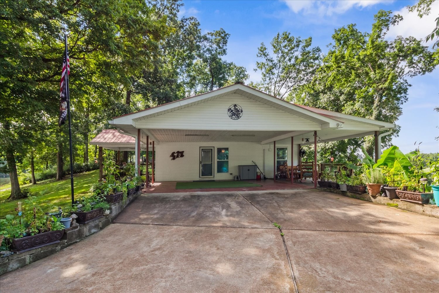 166 Beechview Dr