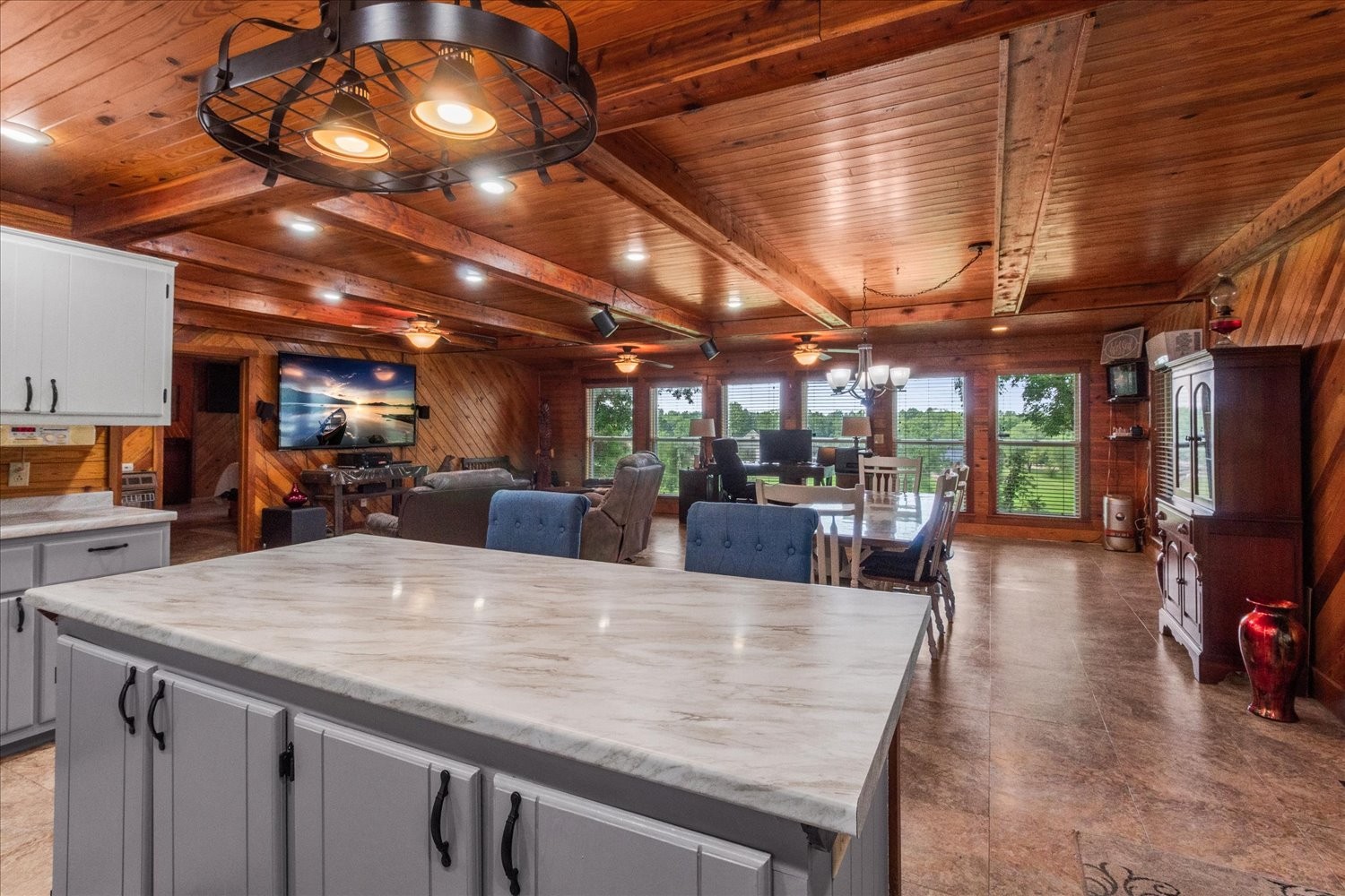 166 Beechview Dr