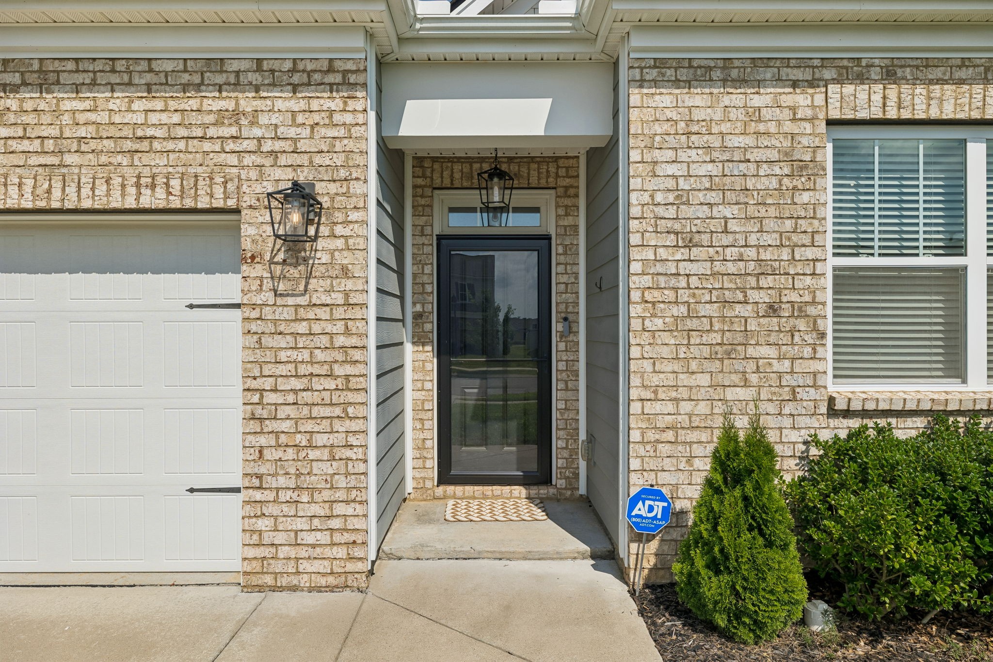 7098 Sunny Parks Dr