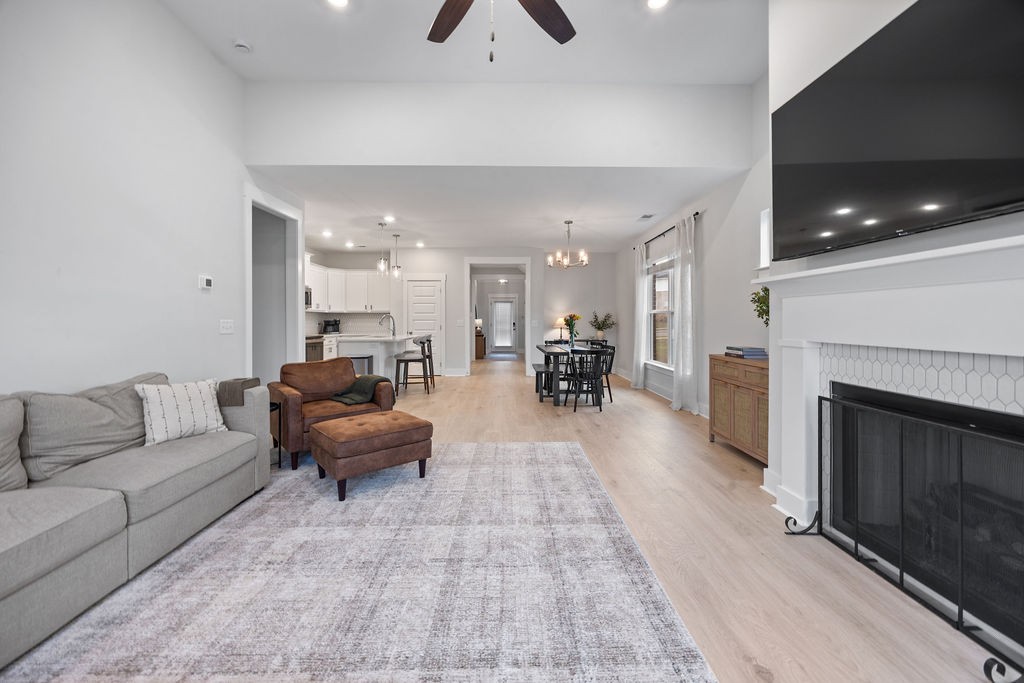 218 Hudson Dr