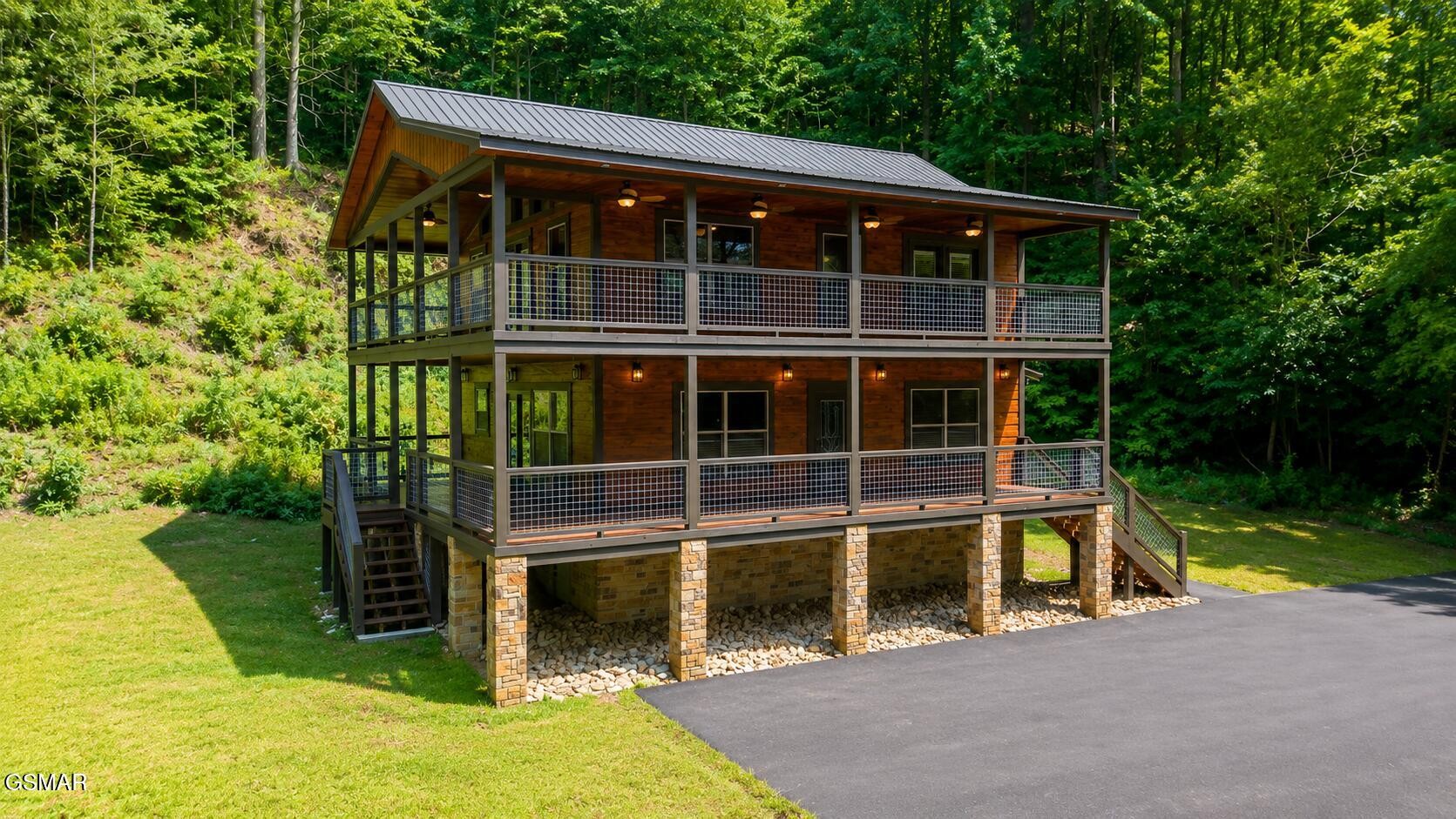 3066 N Clear Fork Road