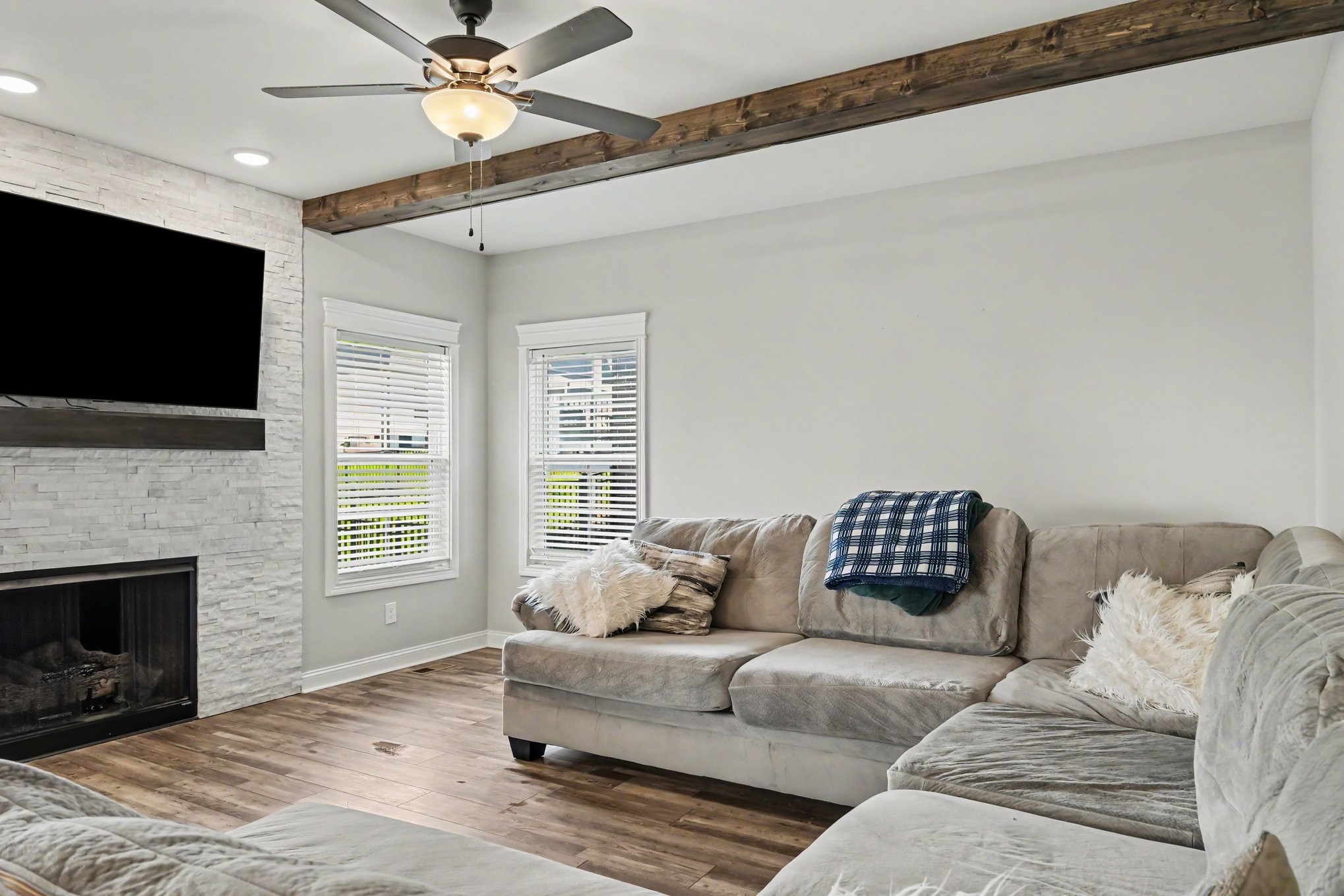 272 Bluebell Dr