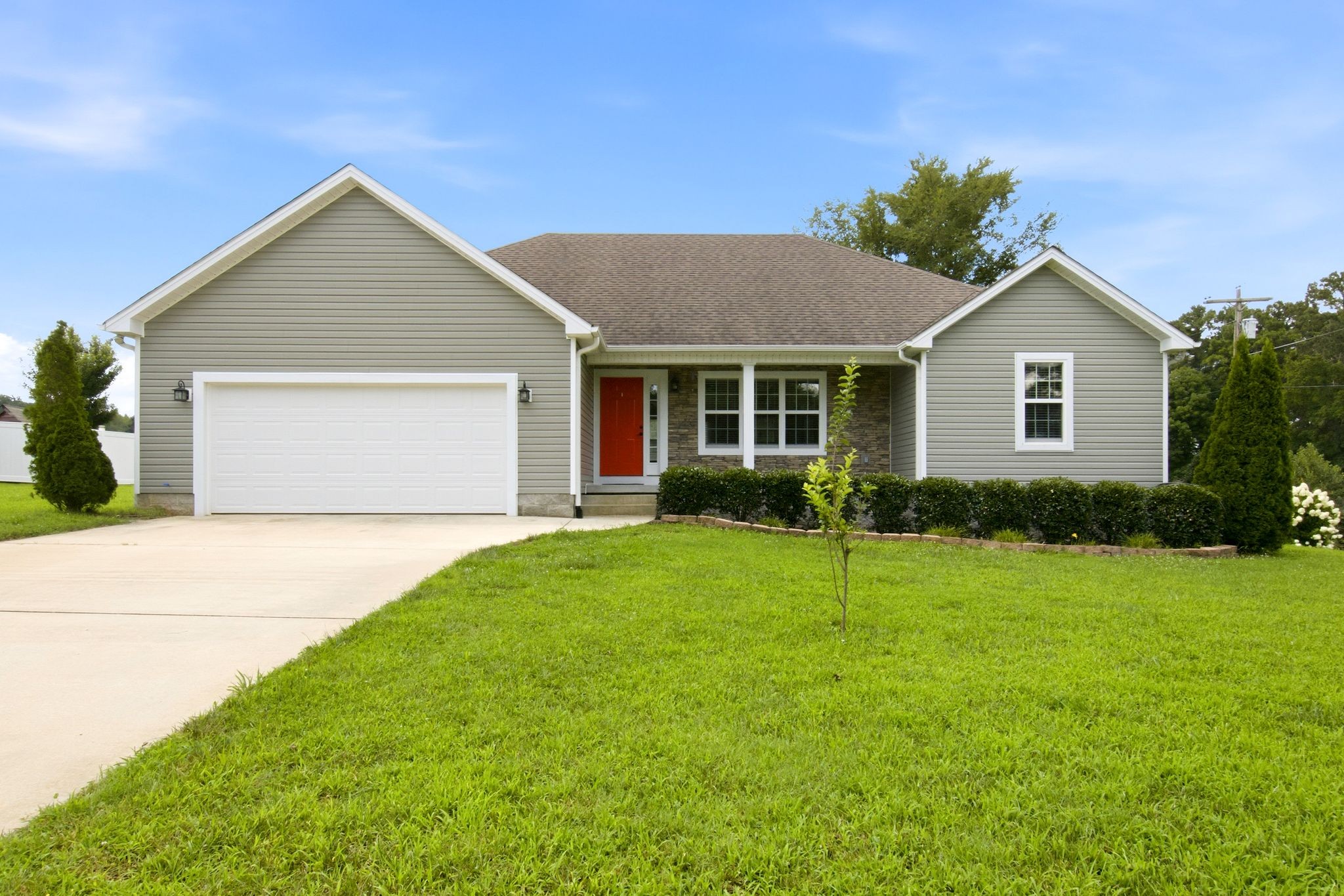 95 Luttrell Dr