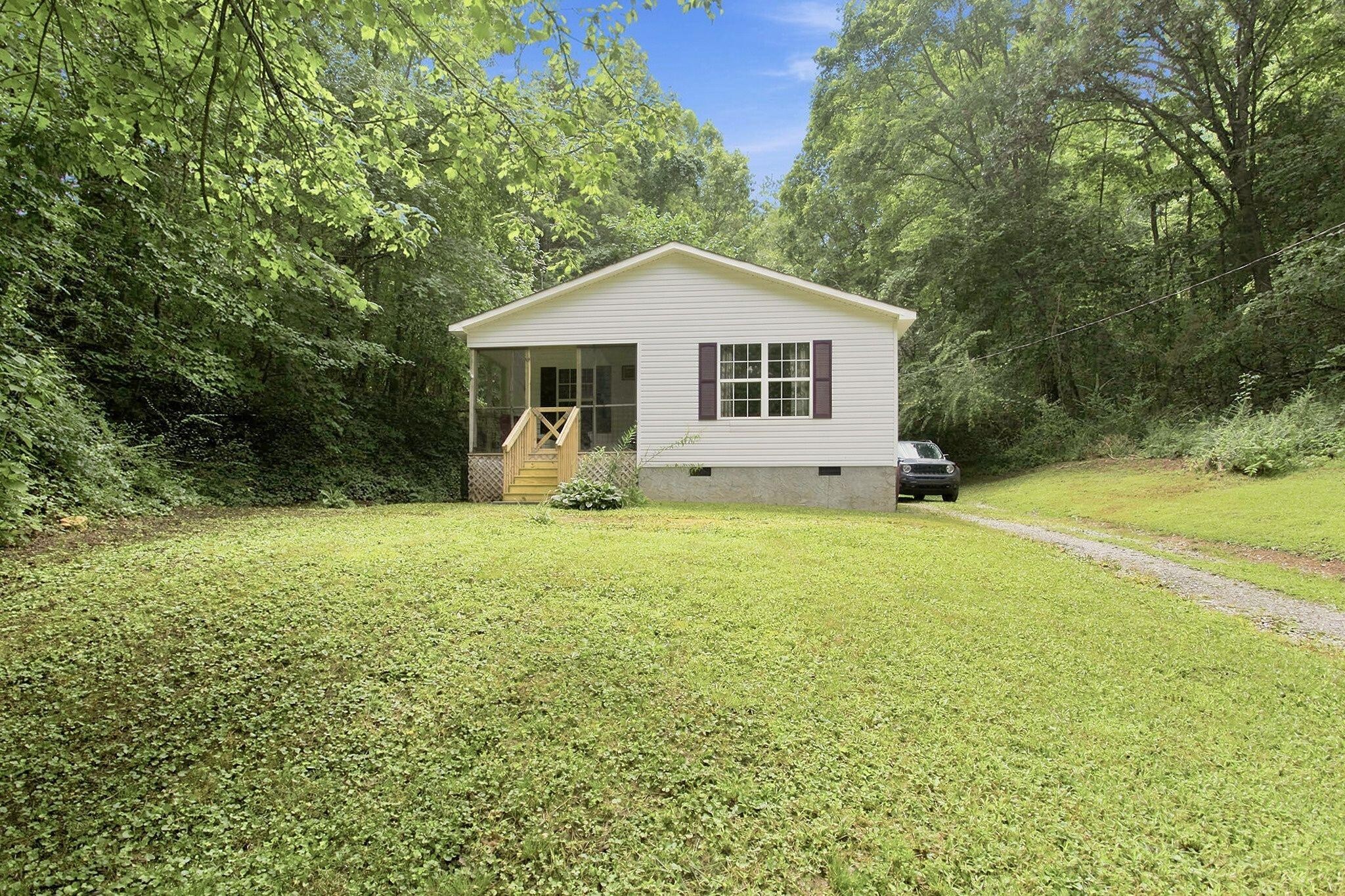 220 Hicks Circle