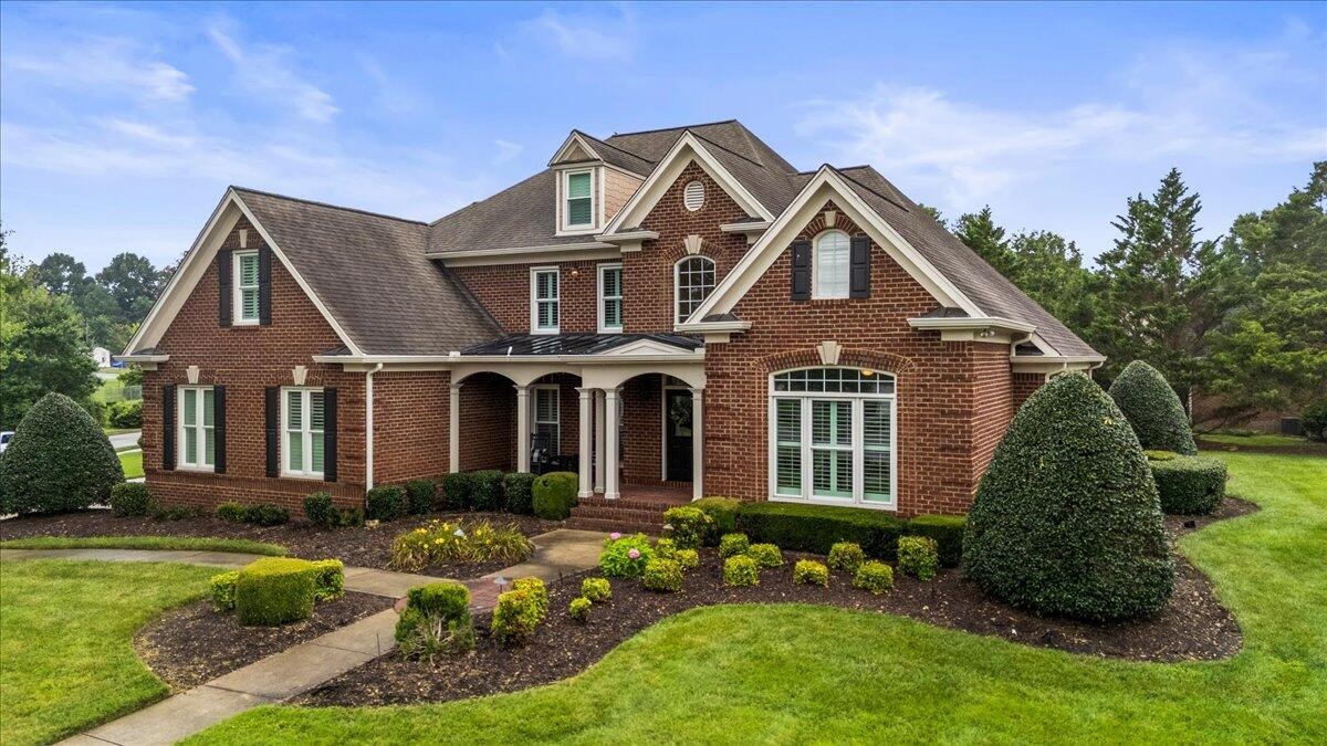 9867 Windrose Circle