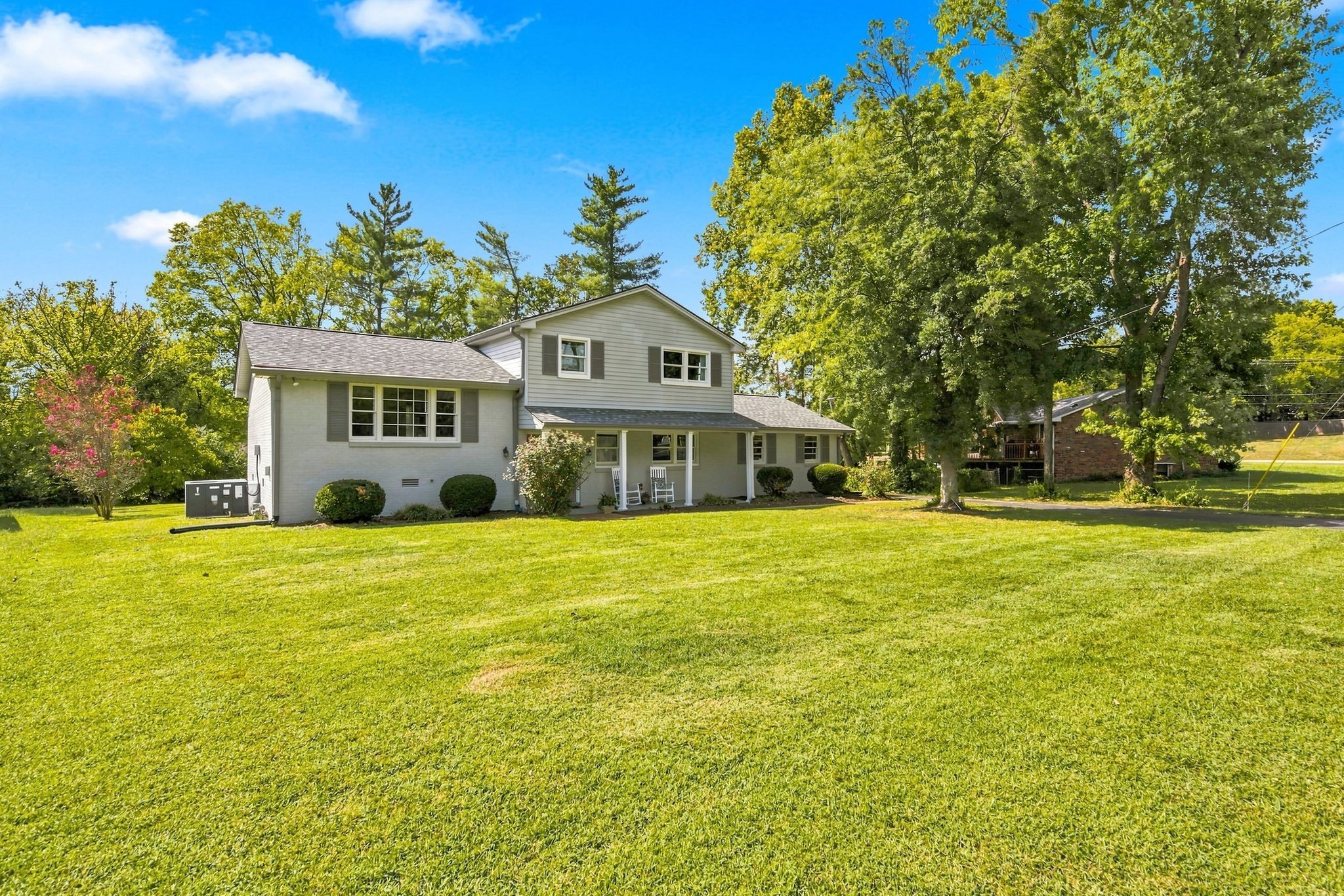 720 Myhr Dr