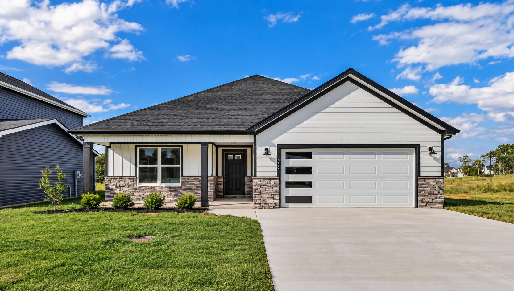 2736 Brewster Dr