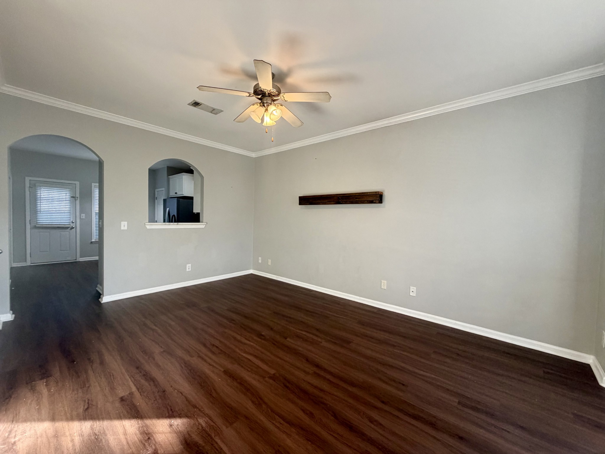 906 Cashmere Dr