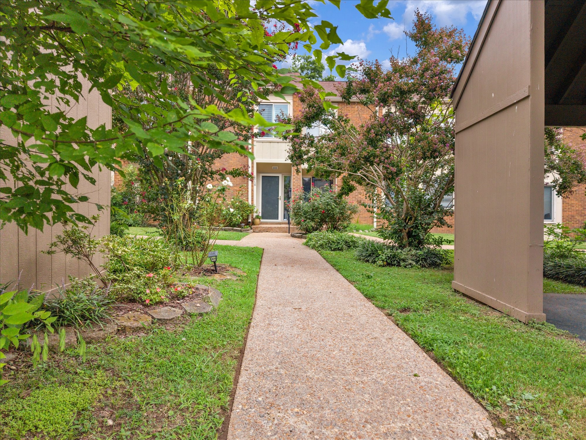 6948 Highland Park Dr
