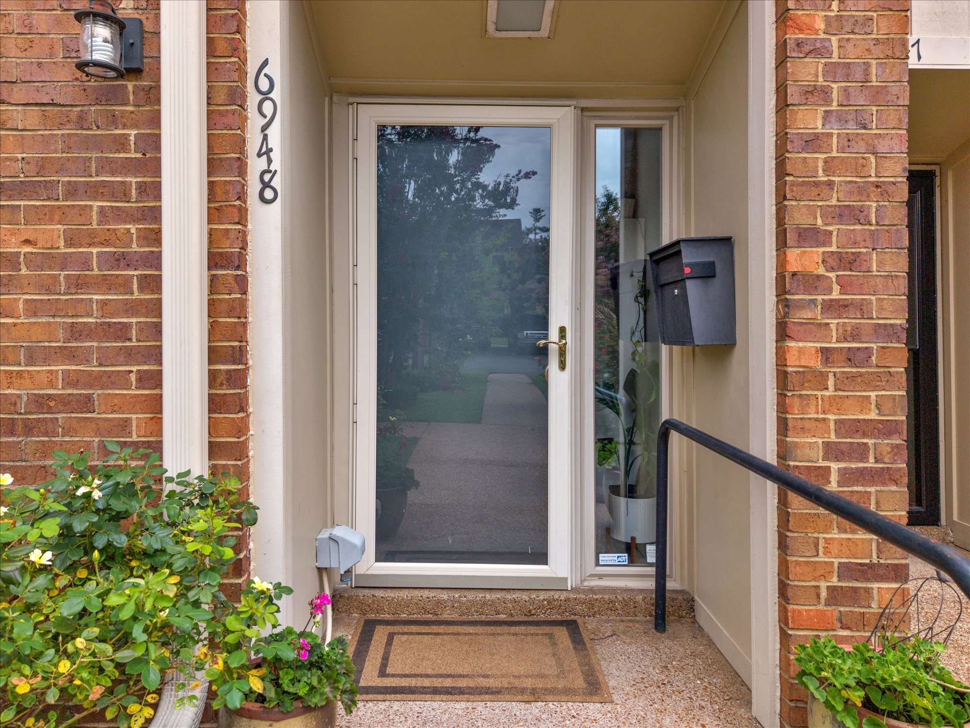 6948 Highland Park Dr